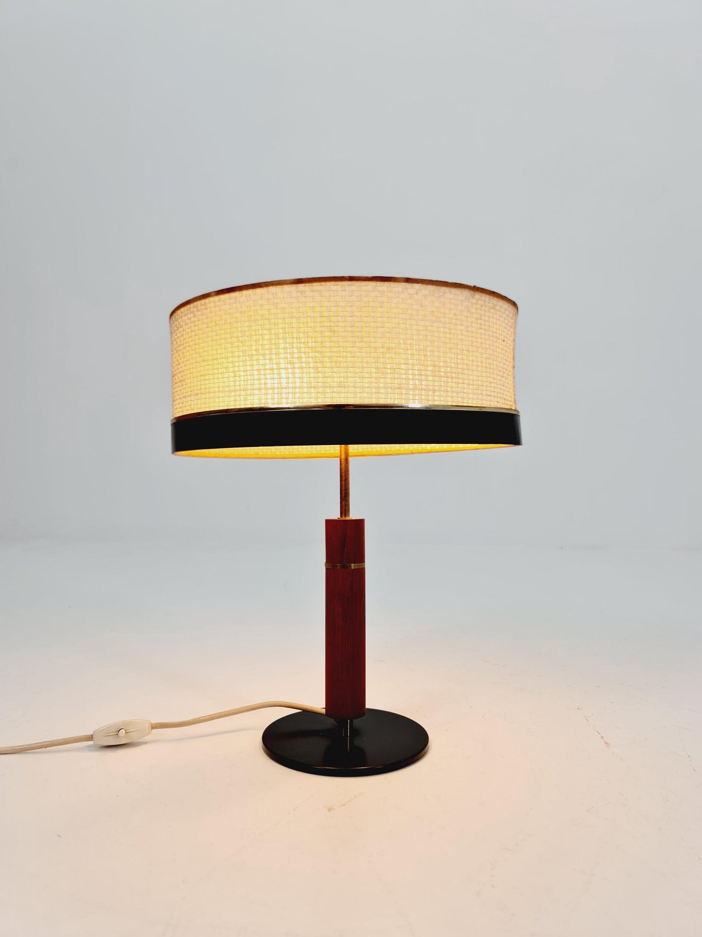 Mid century teak & brass table lamp by Vereinigte Werkstätten München, Germany, 1960s