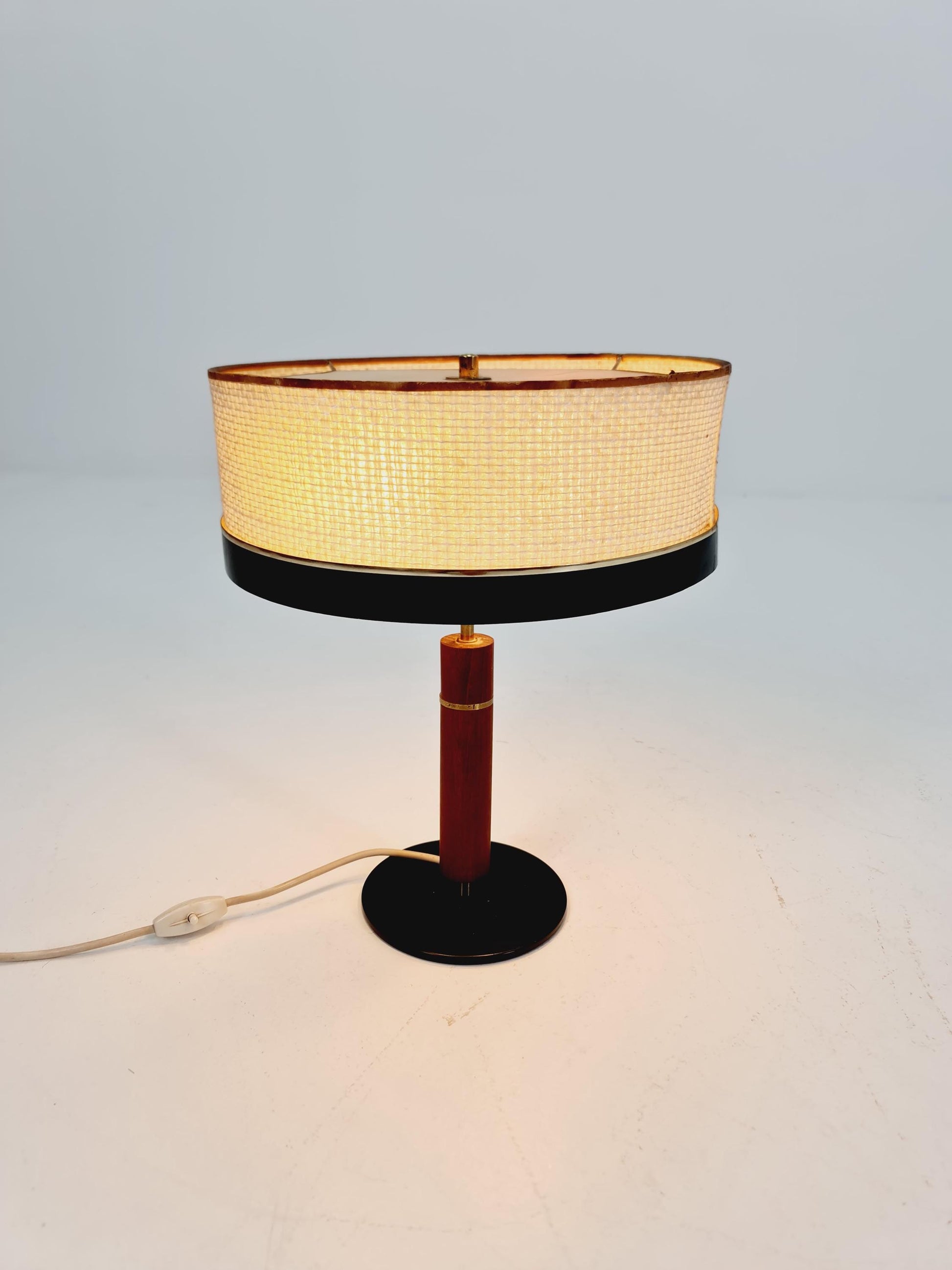 Mid century teak & brass table lamp by Vereinigte Werkstätten München, Germany, 1960s