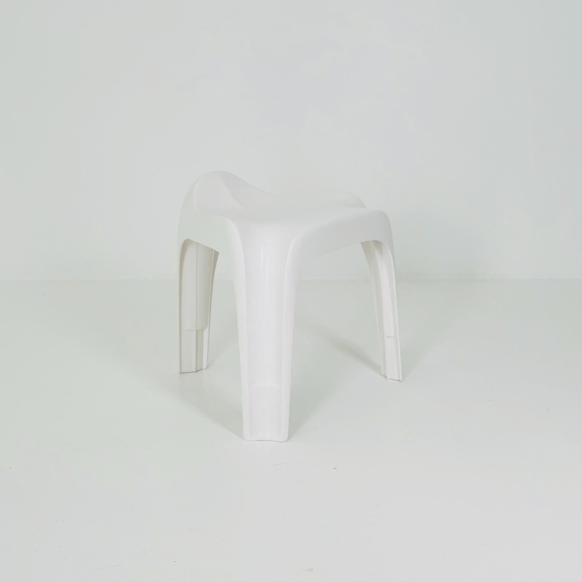 1 of 150 Mid century space age white Taboret stool by Alexander Begge for Casala 1970s Germany