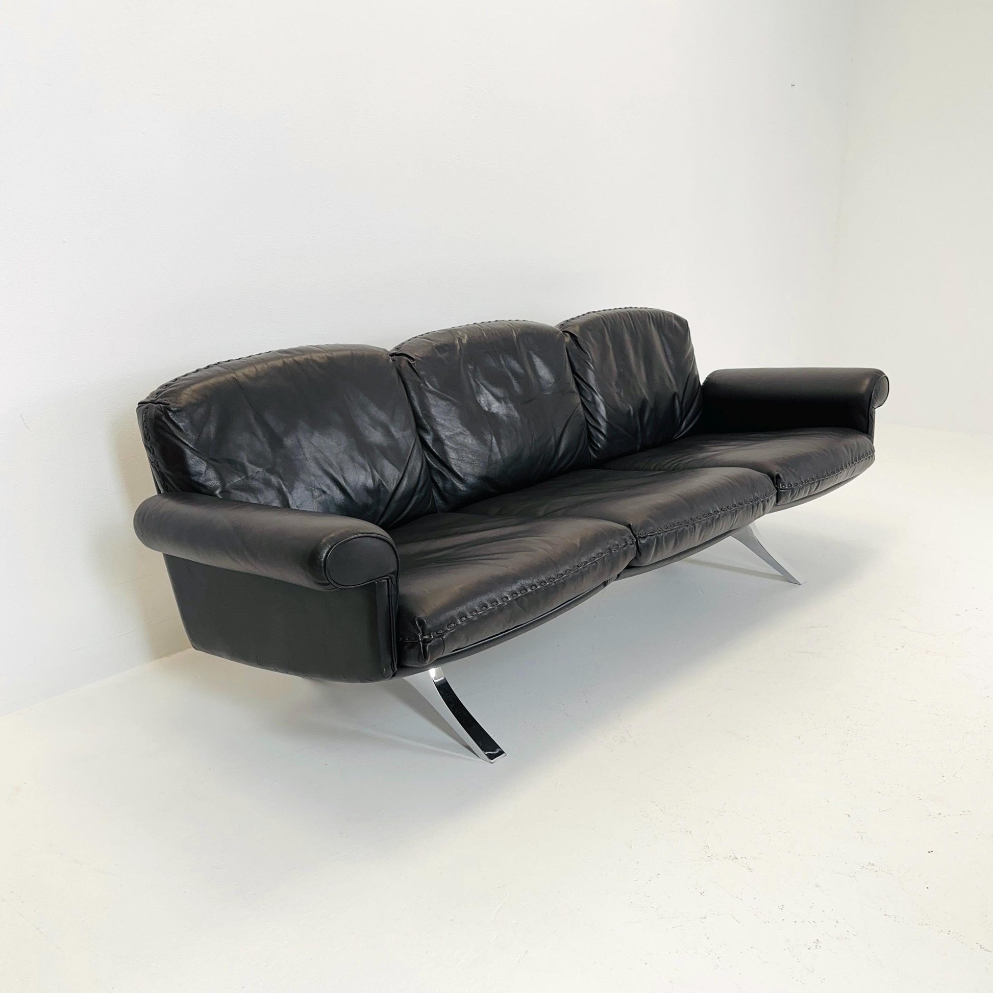 Mid Century De Sede "DS-31" 3-seater sofa in brown leather, Switzerland 1970s