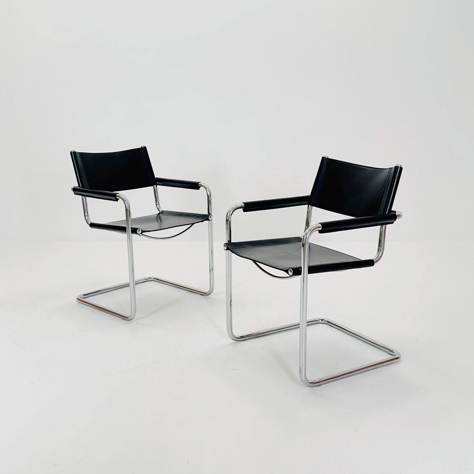 Set of 2 Mid century B34 Matteo Grassi Mg5 black leather cantilever chairs by Mart Stam italy 1980s