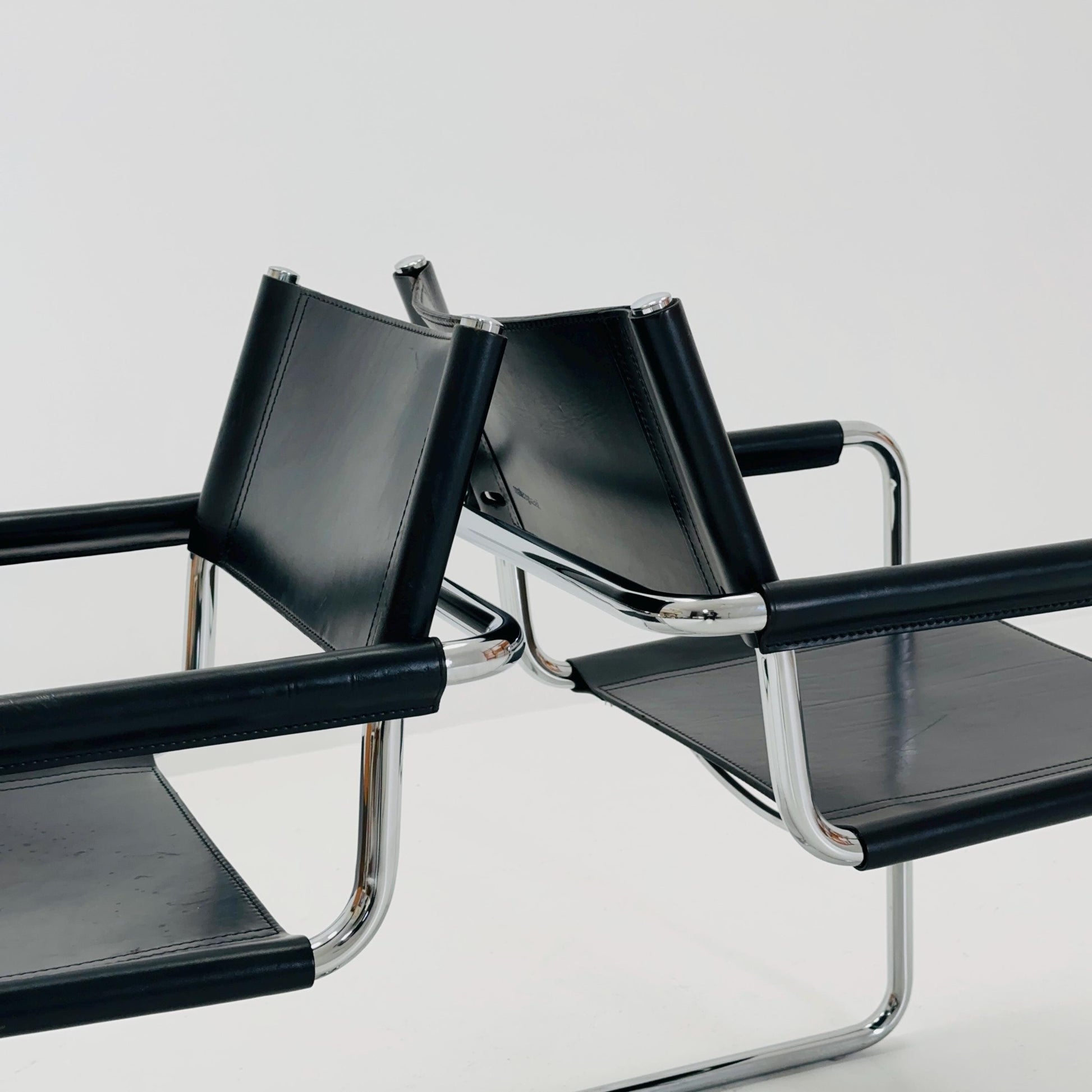 Set of 2 Mid century B34 Matteo Grassi Mg5 black leather cantilever chairs by Mart Stam italy 1980s