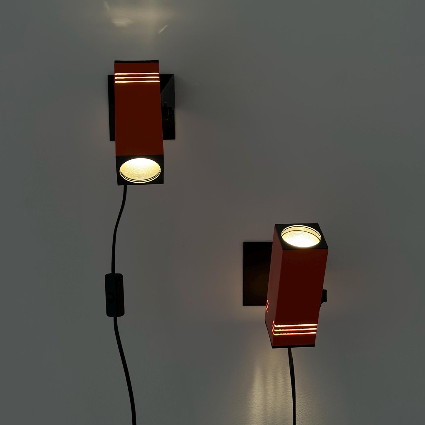 set of 2 mid century Spaceage orange and Black Metal Wall Lamp from Brilliant-Leuchten, 1970s Germany