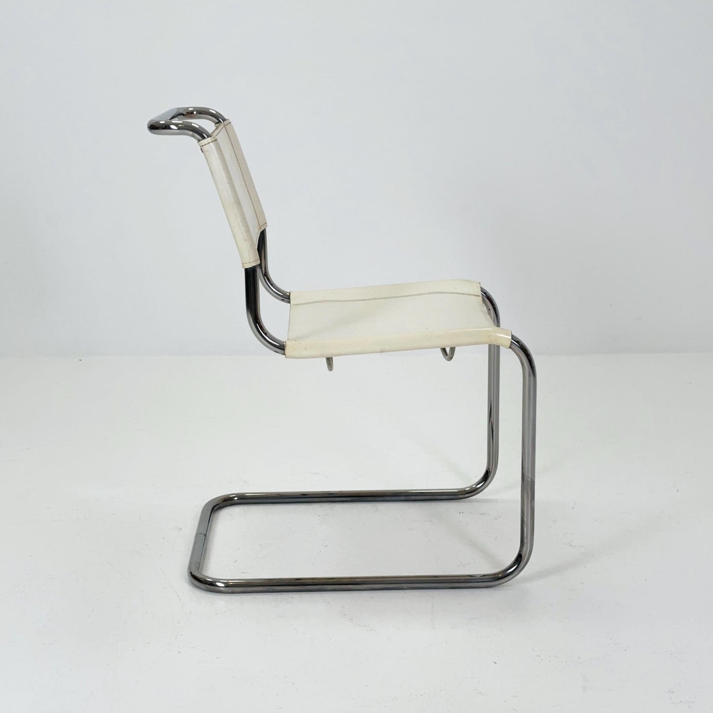 Mid-Century Vintage white S33 Chair by Mart Stam & Marcel Breuer from Thonet 1980s Germnay