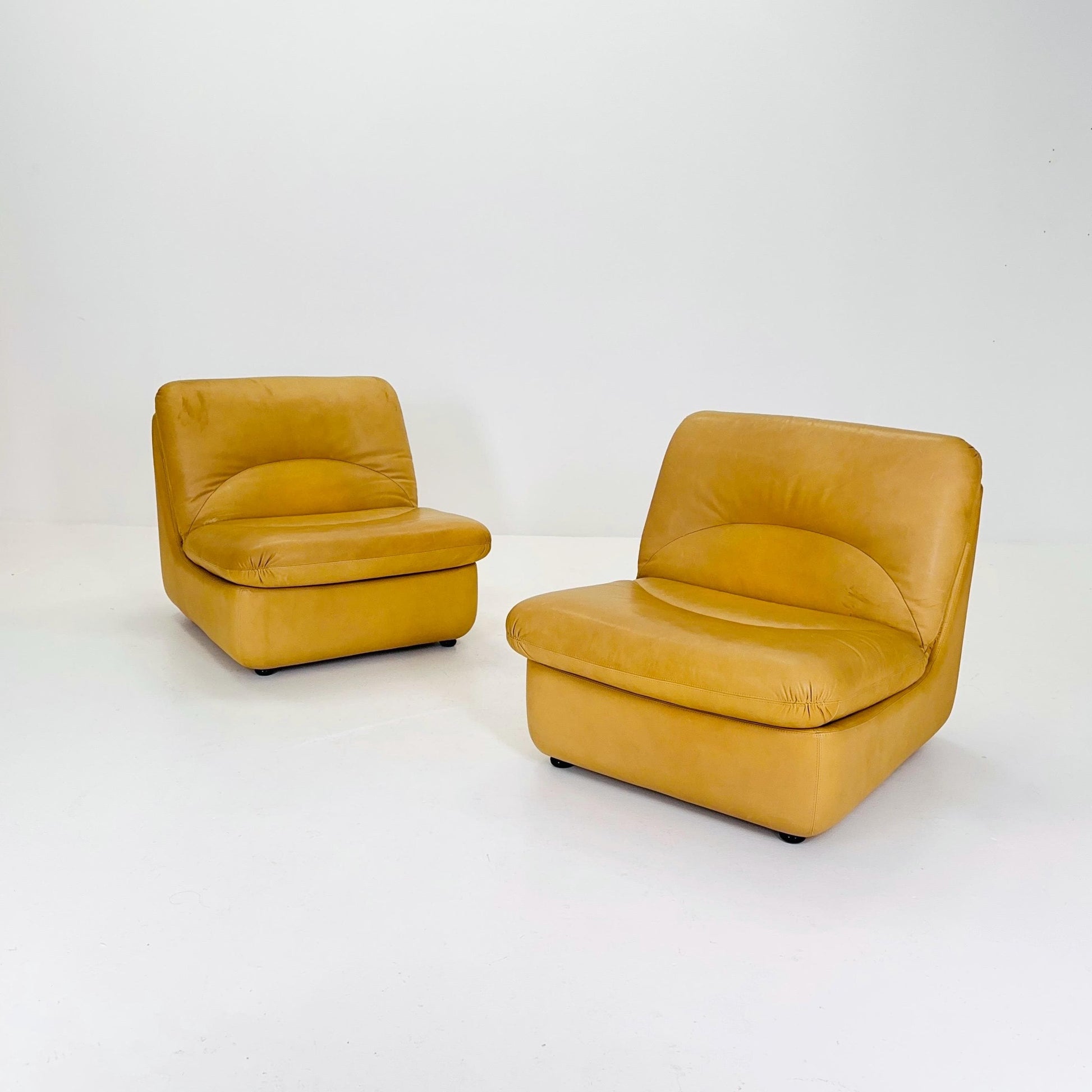 1 of 2 Mid-Century Leather Lounge Chair by Dreipunkt International, Germany, 1970s