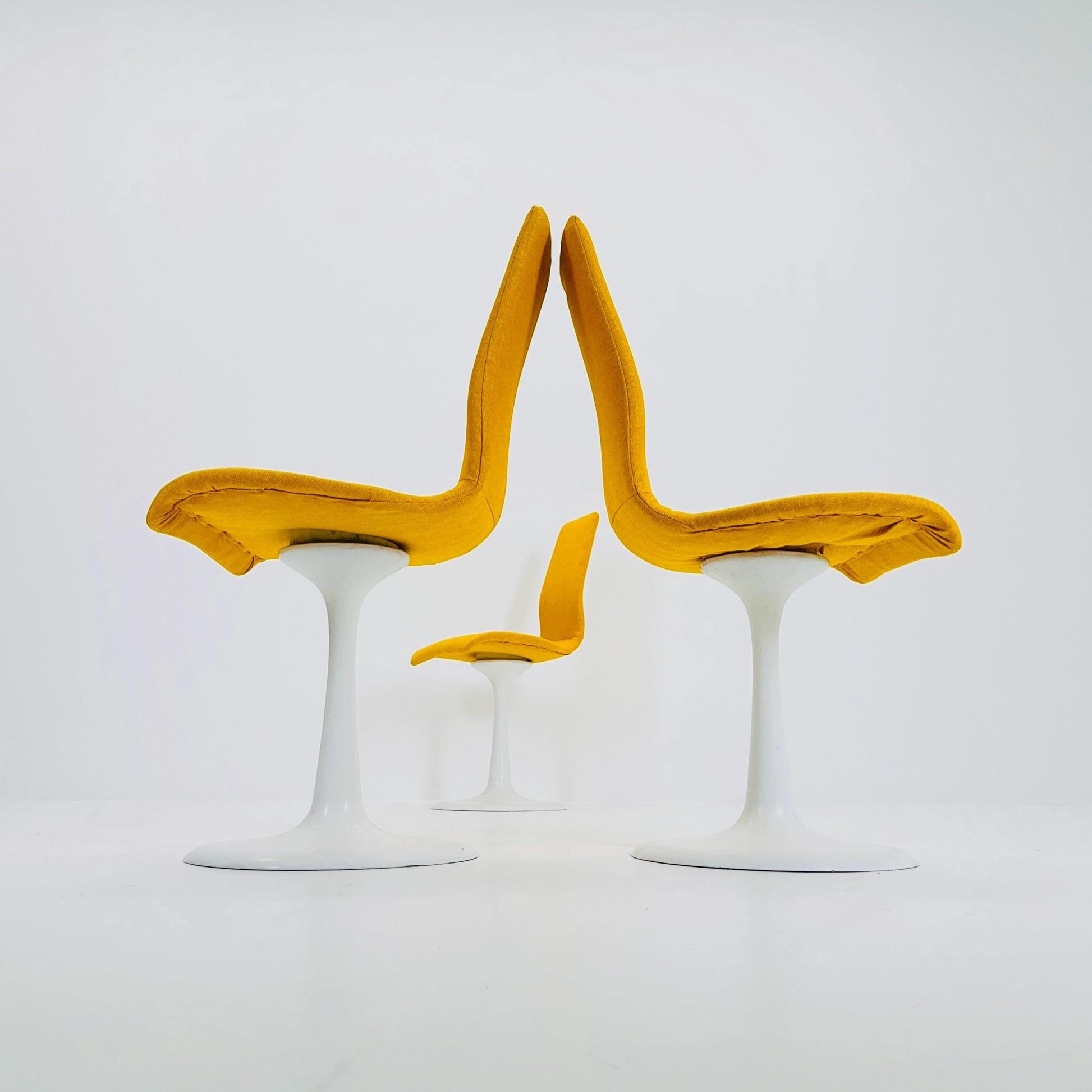 Set of 3 Mid-Century Space Age Dining Chairs Tulip Bases –by Läsko Studioform International, 1970s Germany