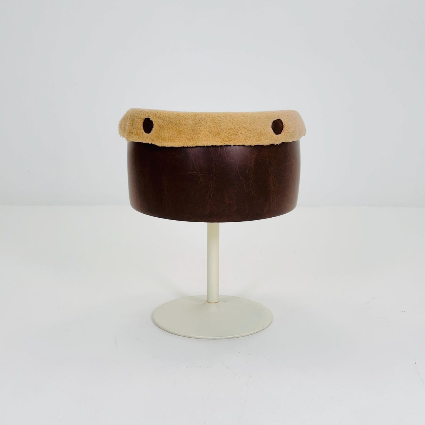 Mid-Century Space Age Tulip Chair in Teddy Fabric | 1970s Netherlands |
