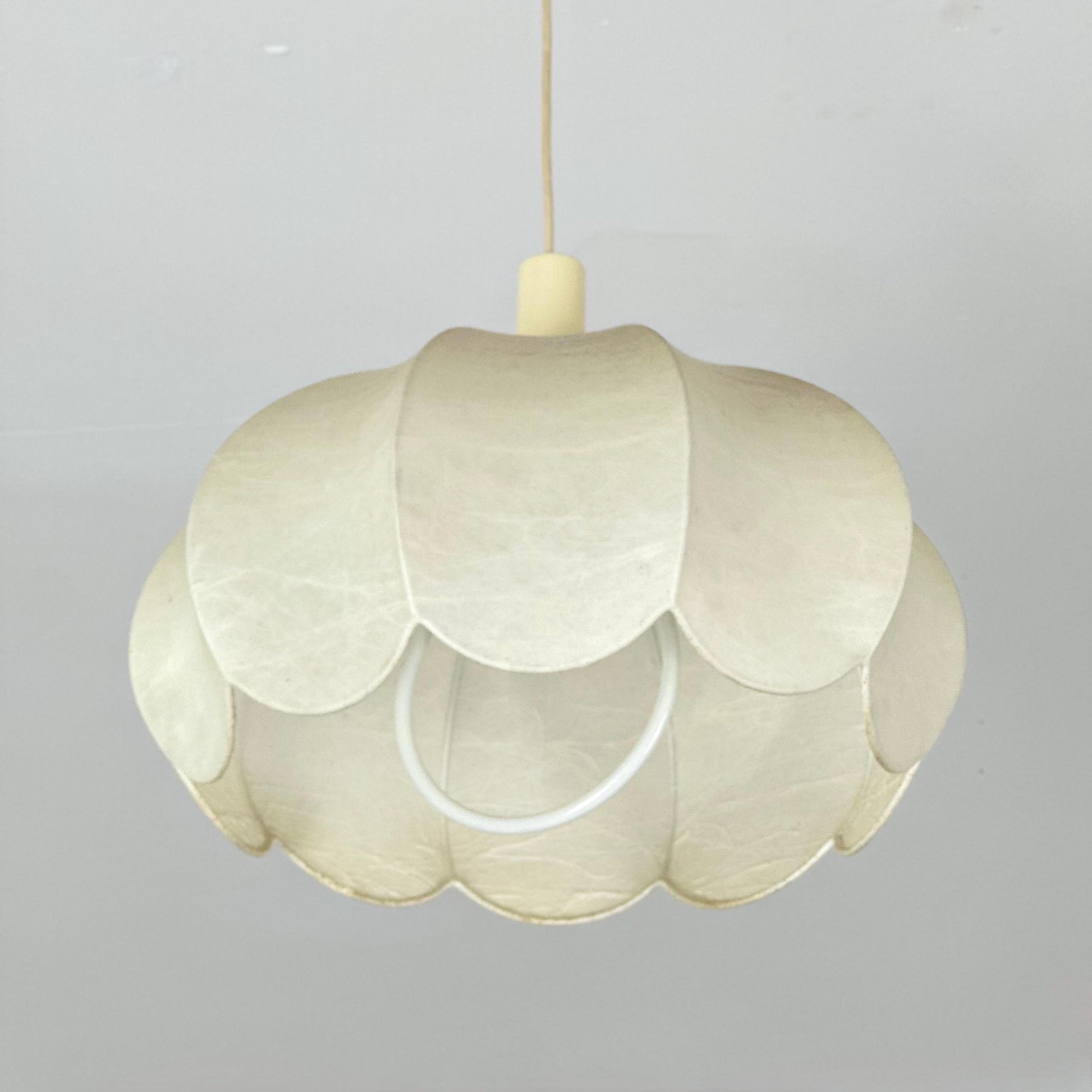 Mid century rare pendant lamp from the Cocoon series Designer Achille & Pier Giacomo Castiglioni Bovezzo (Italy) 1960s