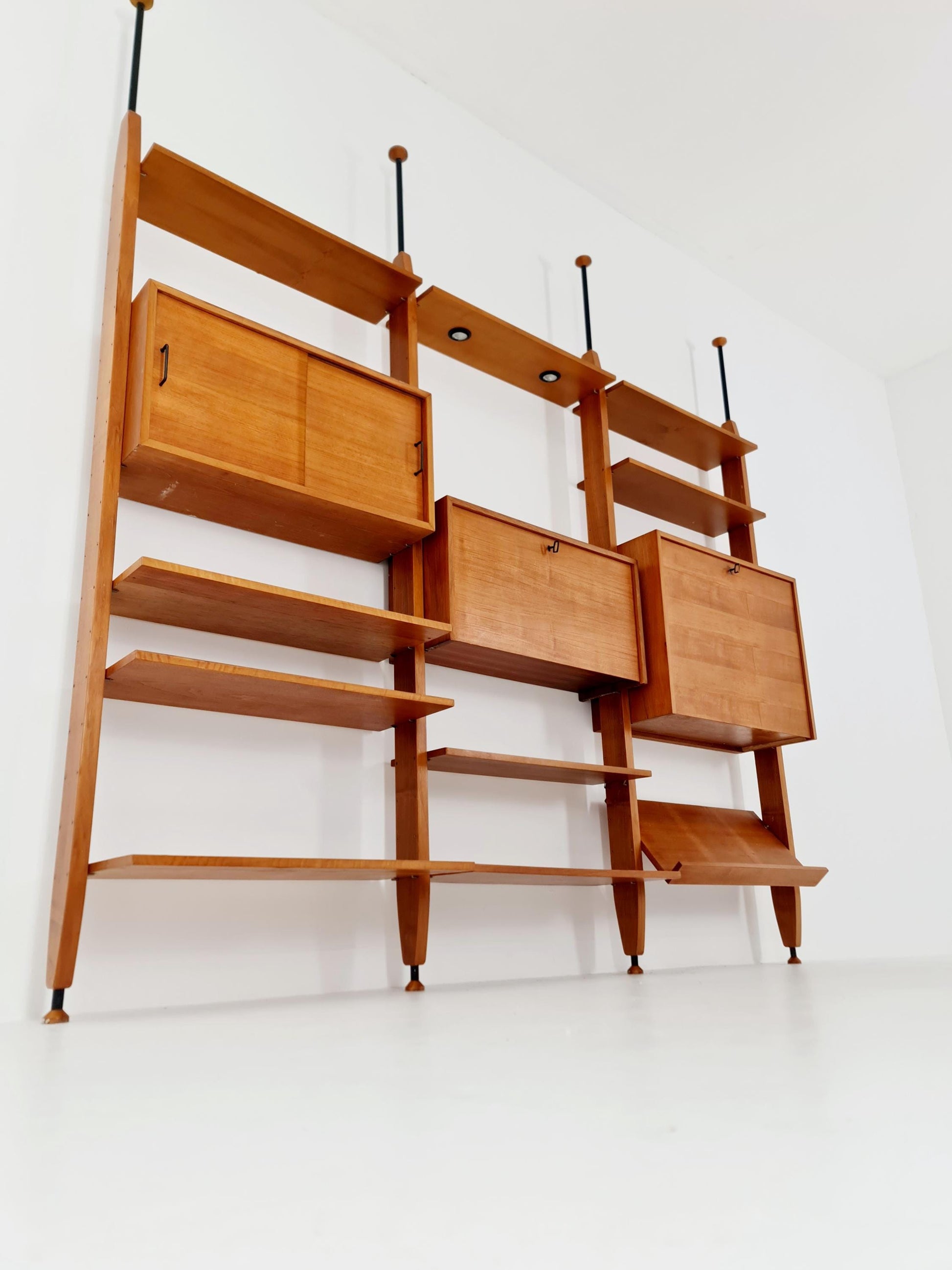 Rare Danish freestanding vintage Walnut bookshelf system /room Divider 1960s