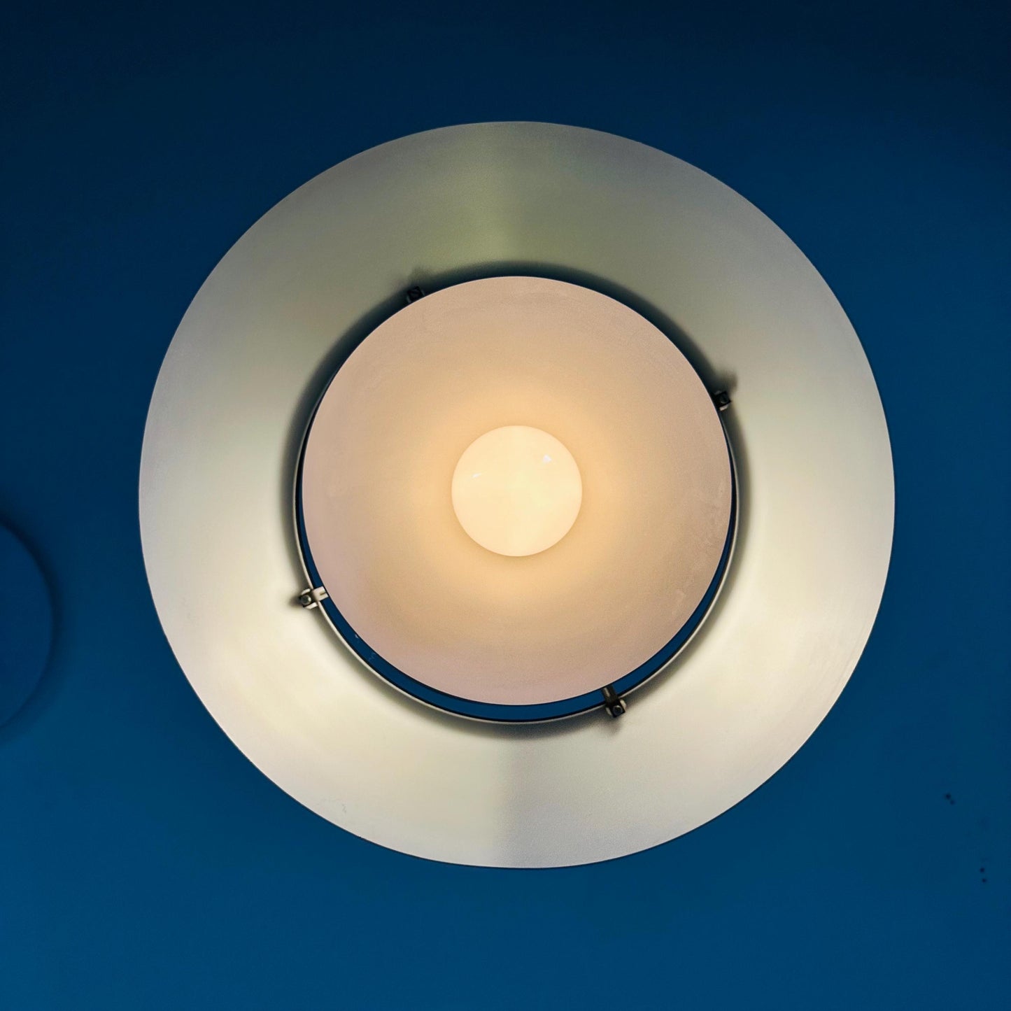 Mid century AJ Royal 500 hanging lamp by Arne Jacobsen for Poulsen 1960s