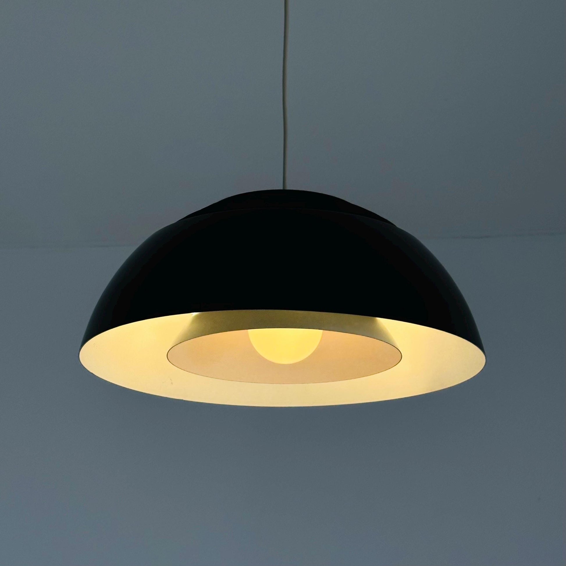 Mid century AJ Royal 500 hanging lamp by Arne Jacobsen for Poulsen 1960s