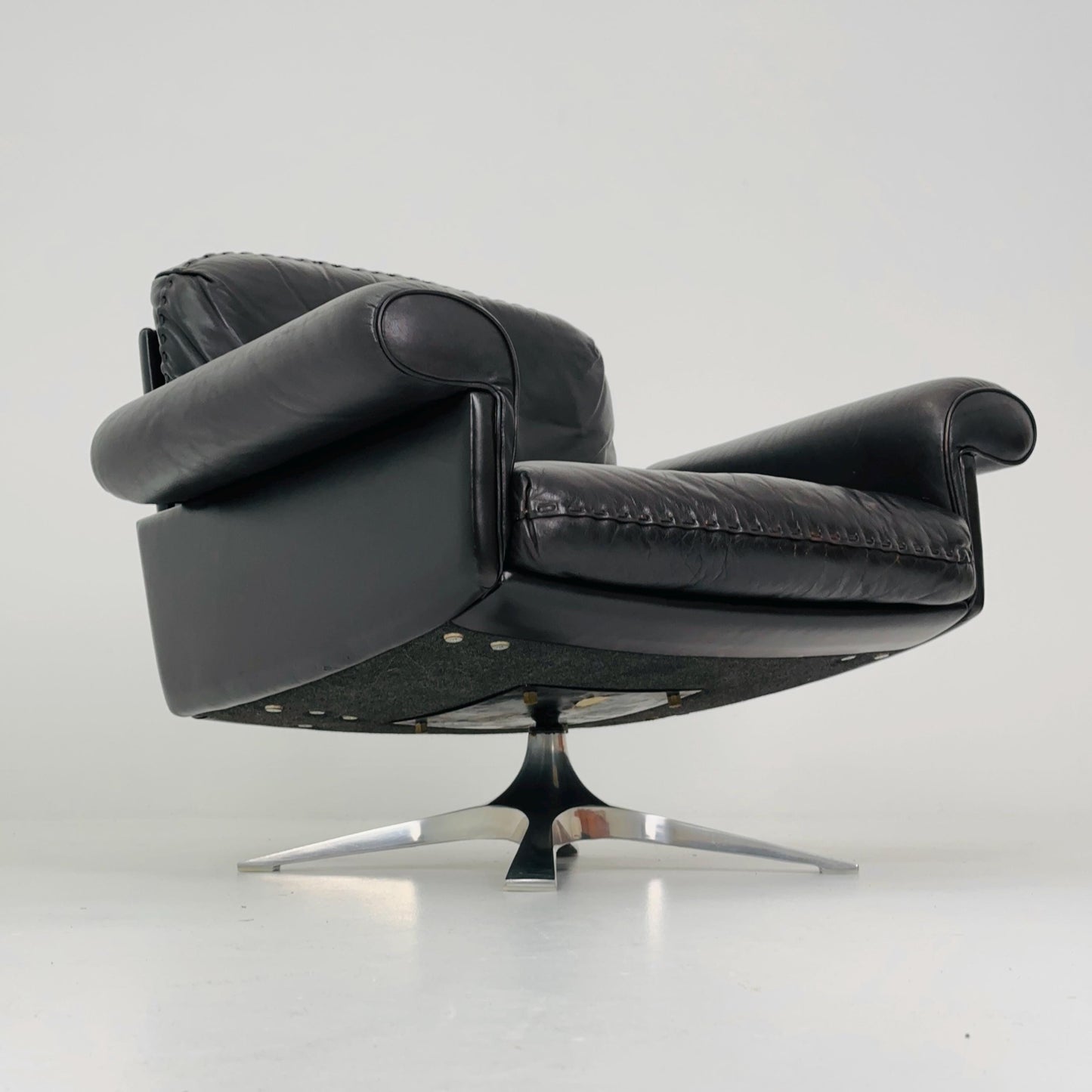 Mid Century De Sede "DS-31" armchair in chocolate brown, Switzerland 1970s