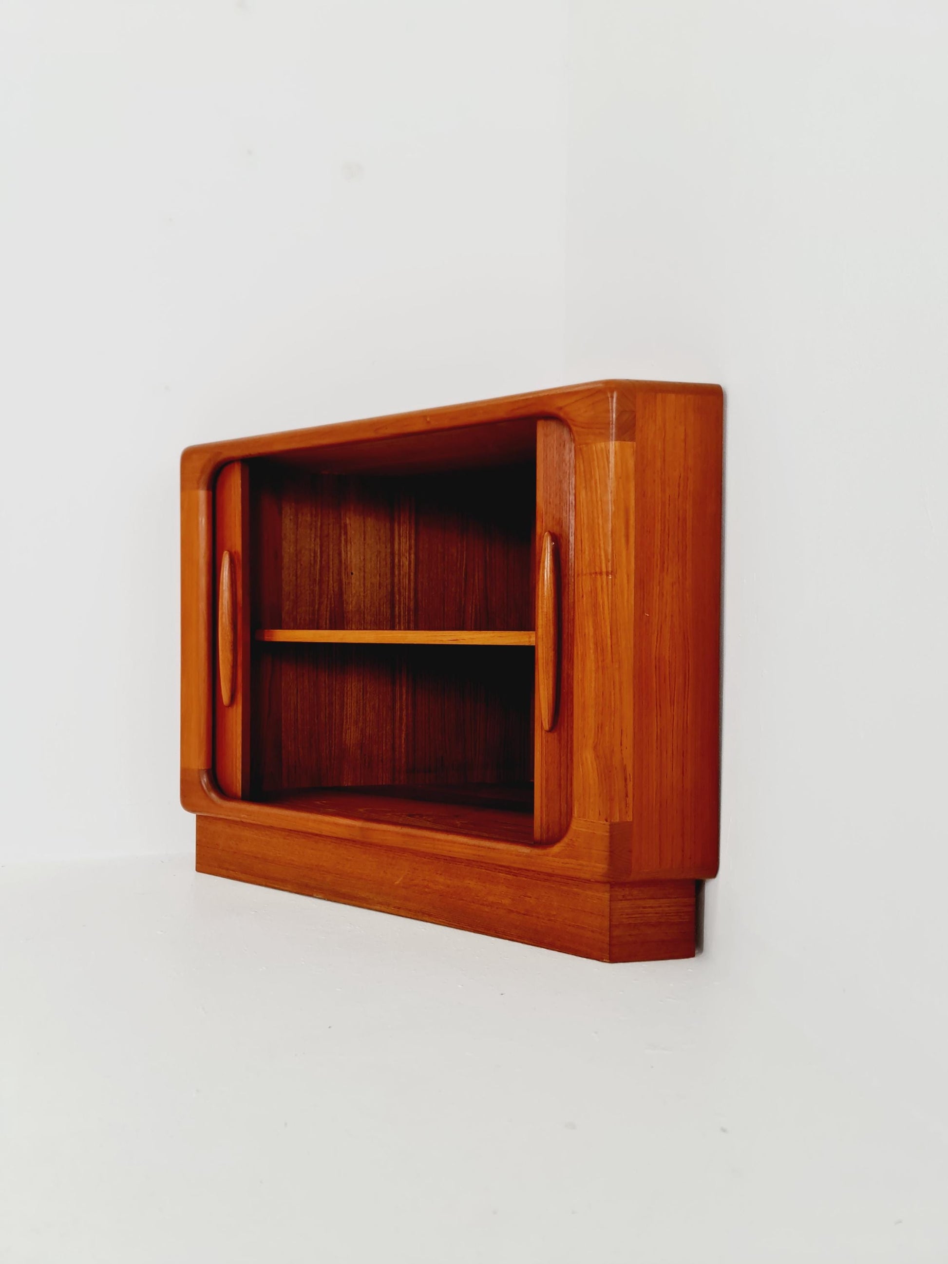 Mid Century Modern danish corner cabinet teak By Dyrlund , 1960s