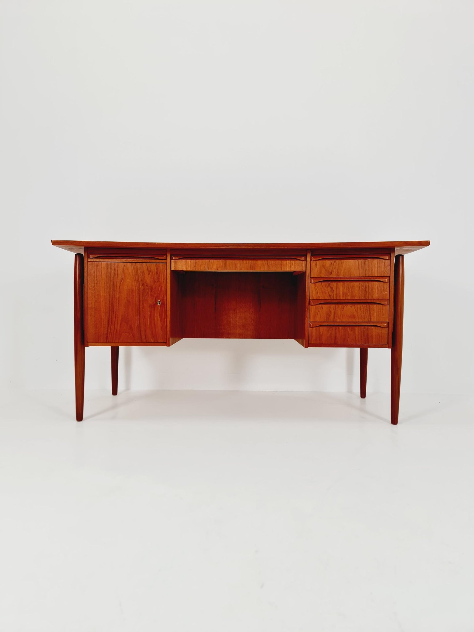 Danish vintage Solid teak for GV Møbler, Denmark, 1960s
