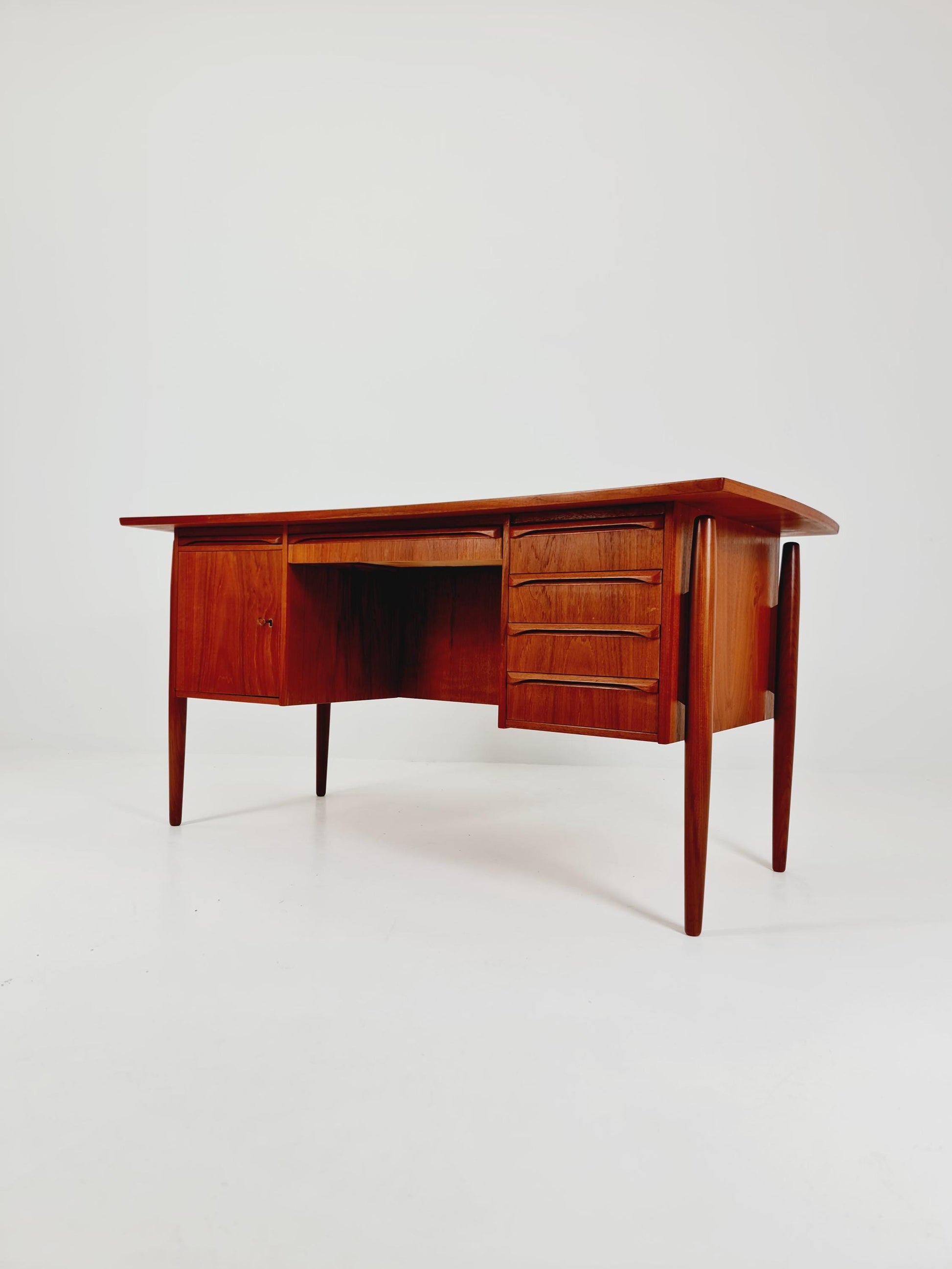Danish vintage Solid teak for GV Møbler, Denmark, 1960s