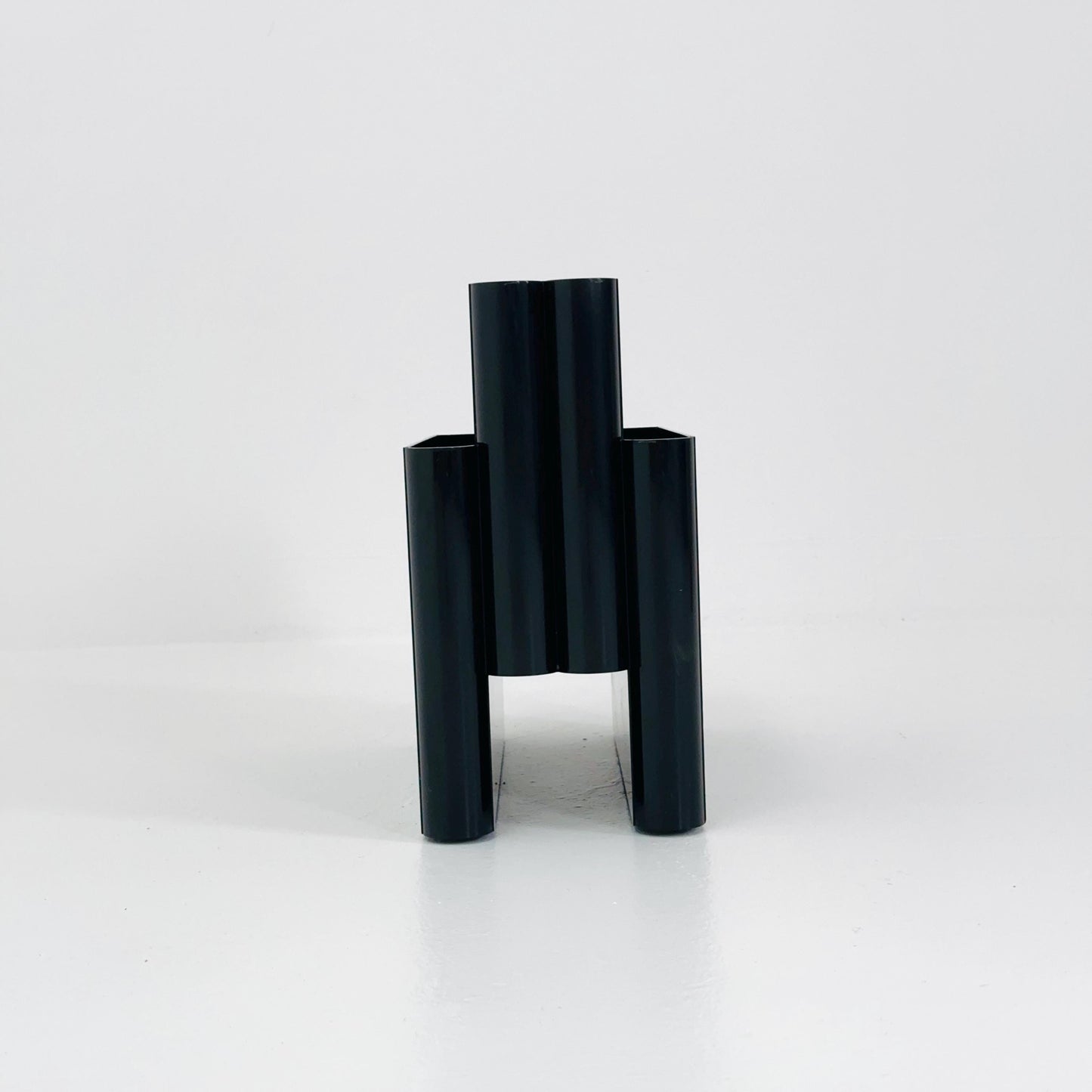 Mid-Century Modern Magazine Rack with 4 Compartments by Giotto Stoppino for Kartell, 1970s model 4676
