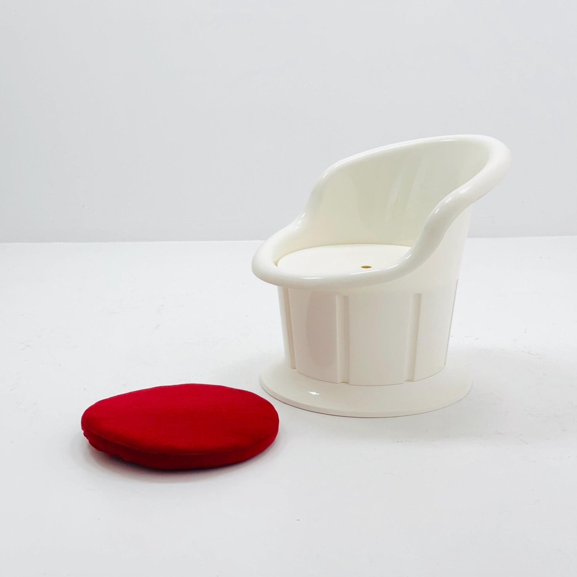 Vintage IKEA Popptorp Armchair – 1990s Swedish Design by Karin & Magnus Högberg, Red Cushion Lounge Chair