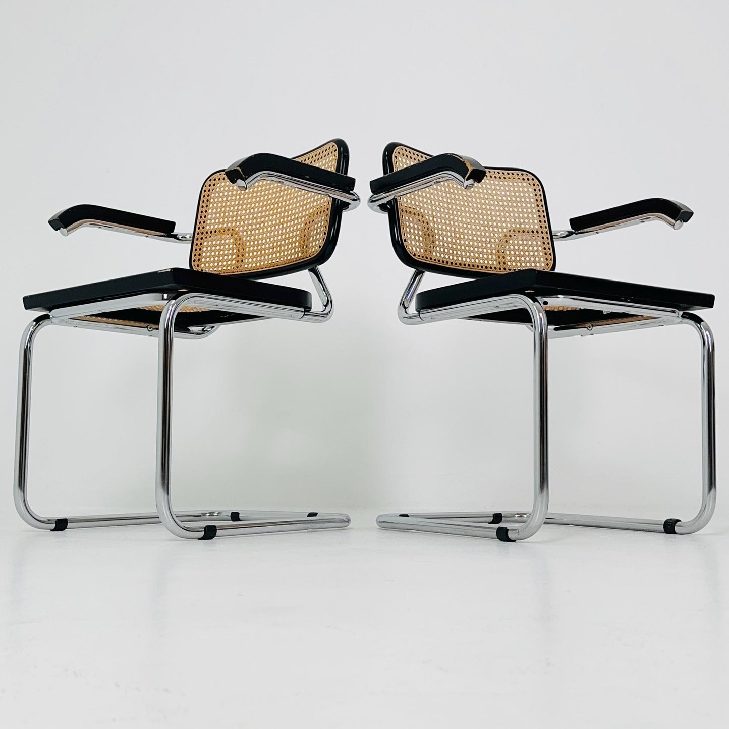 Set of 2 Mid Century s64 Cantilever Cesca Chair by Marcel Breuer / Bauhaus Design / 1980s Italy