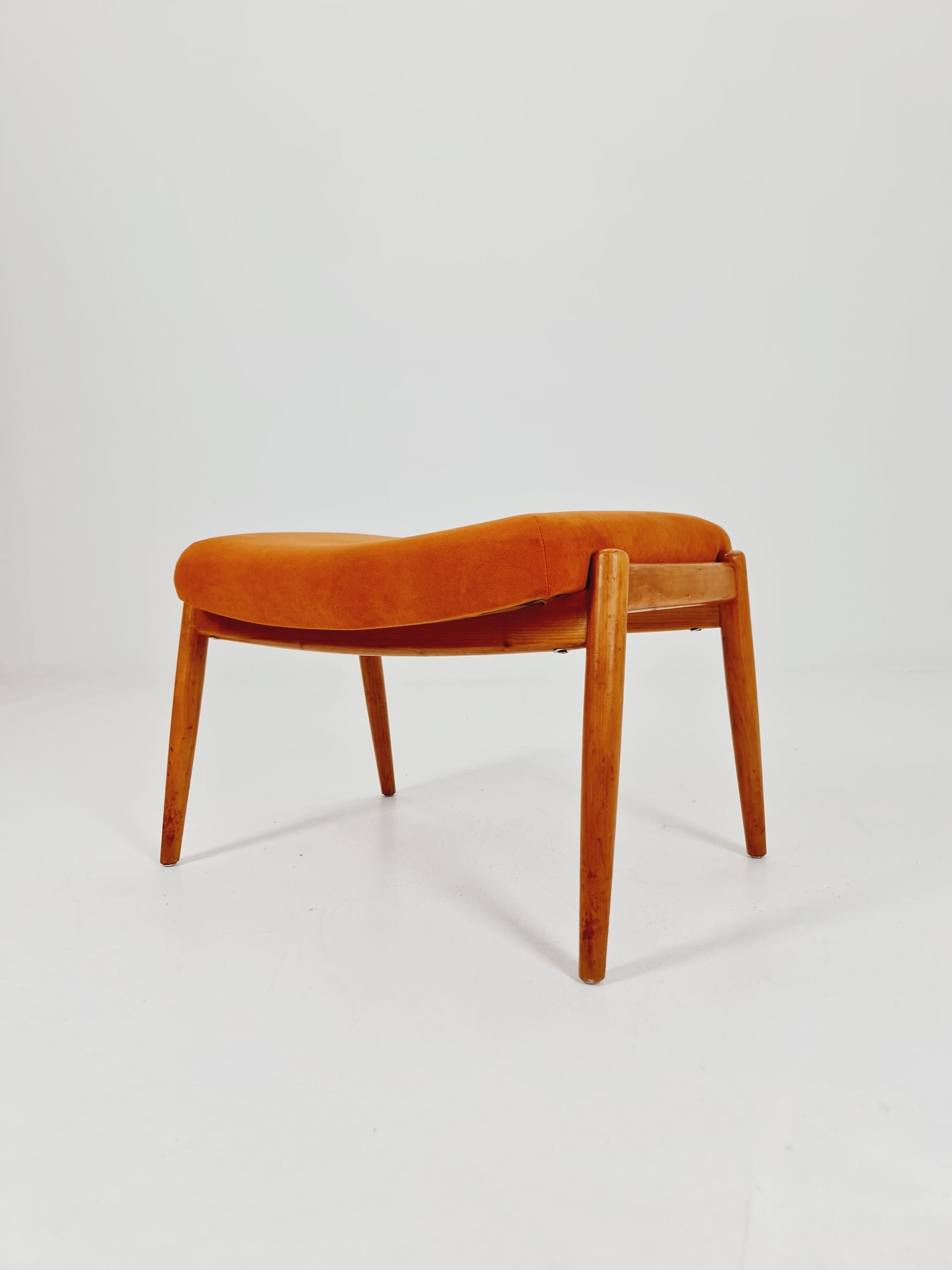 Mid century modern German ottoman/footstool By Hartmut Lohmeyer from the 50s