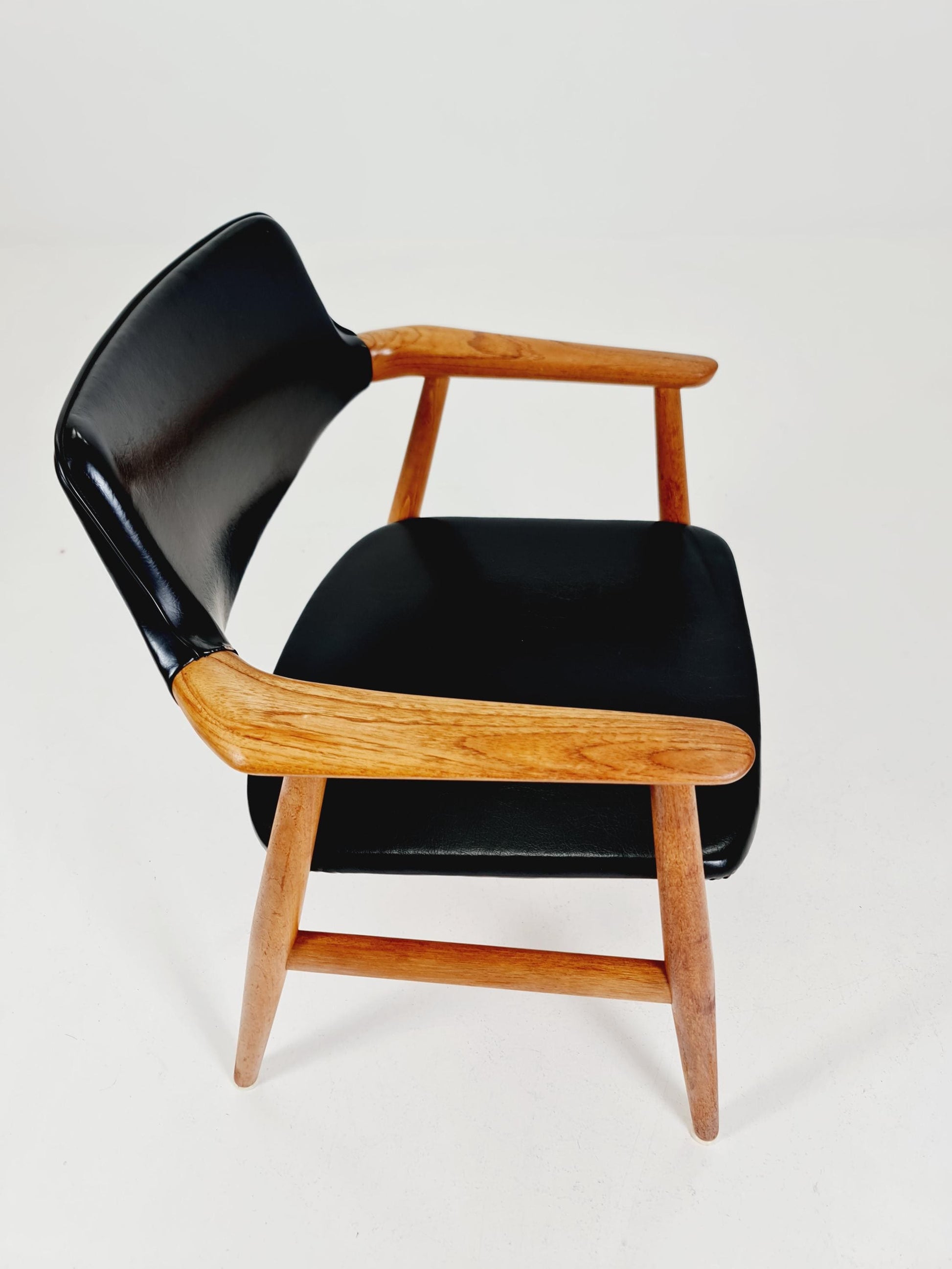Mid century Danish Teak armchair by ERIK KIRKEGAARD for Glostrup from the 60s