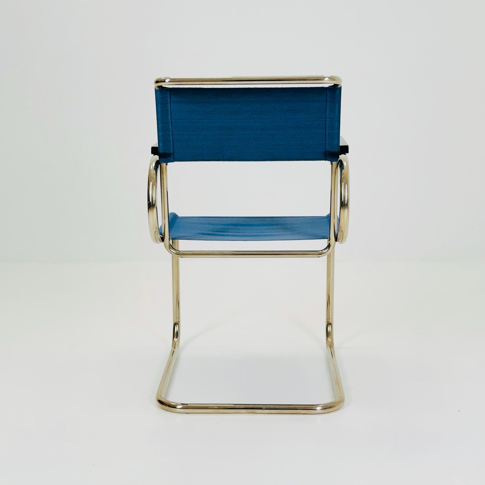 Mid century Cantilever D40 armchair Bauhaus-Gurt - Blau (052) for Marcel Breuer By Tecta Germany 1980s