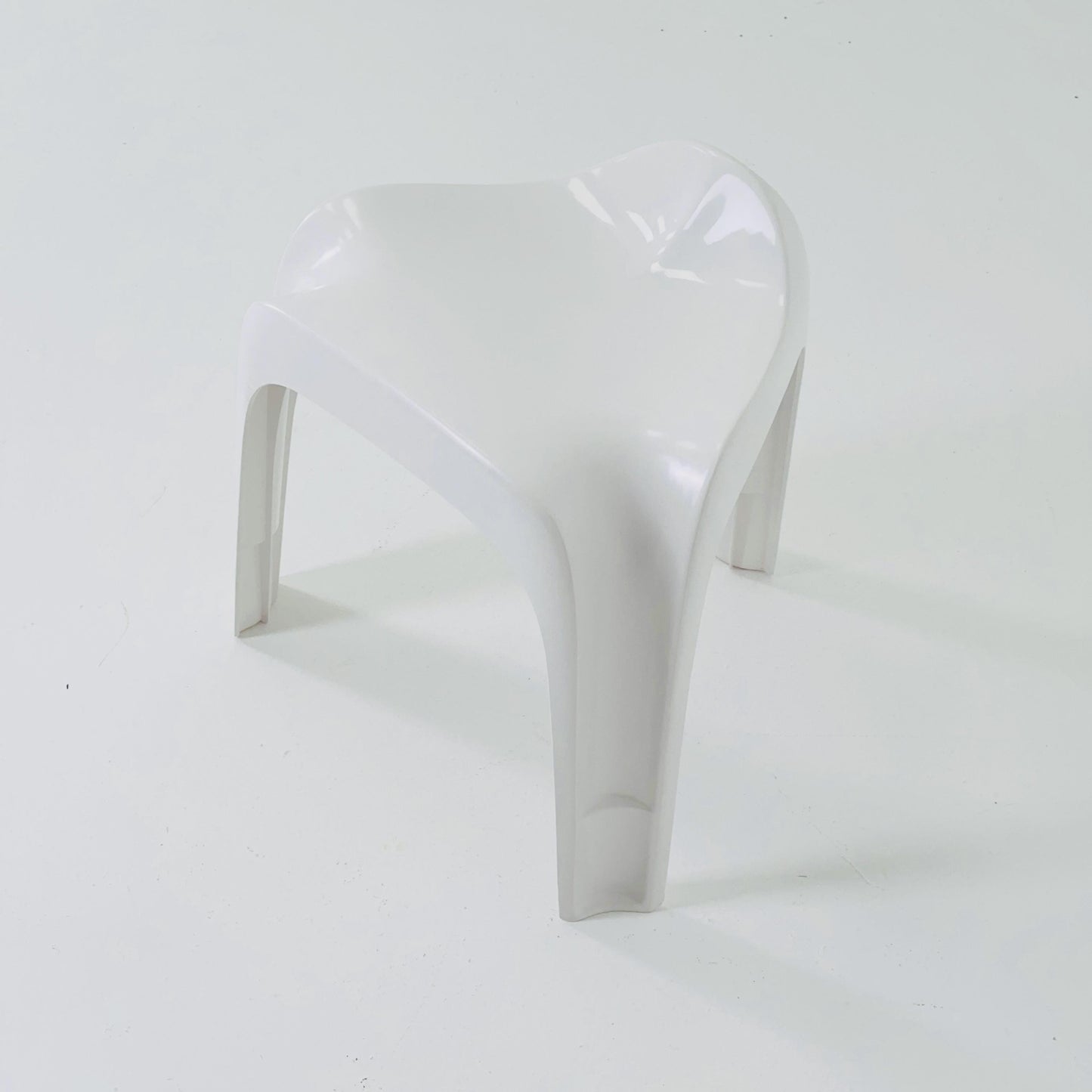 1 of 150 Mid century space age white Taboret stool by Alexander Begge for Casala 1970s Germany