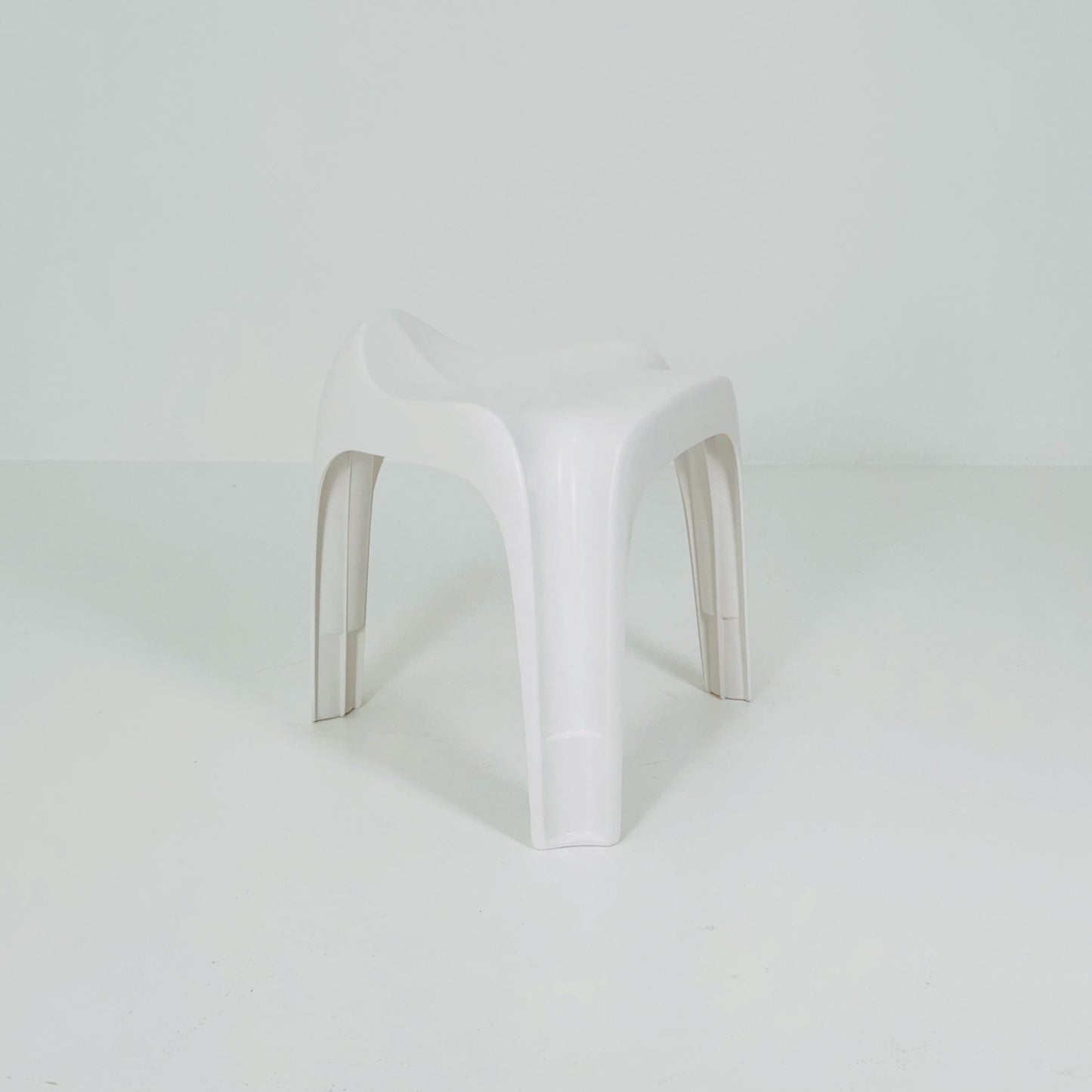 1 of 150 Mid century space age white Taboret stool by Alexander Begge for Casala 1970s Germany