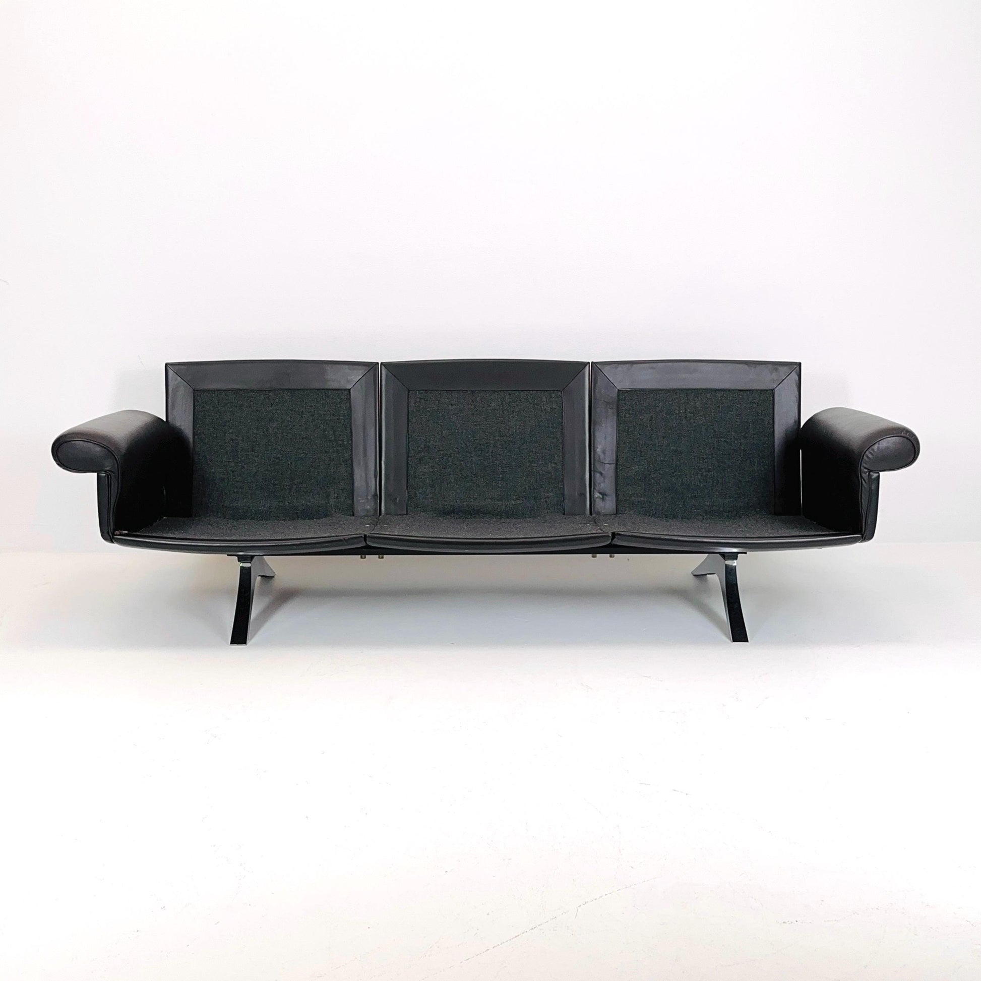 Mid Century De Sede "DS-31" 3-seater sofa in brown leather, Switzerland 1970s