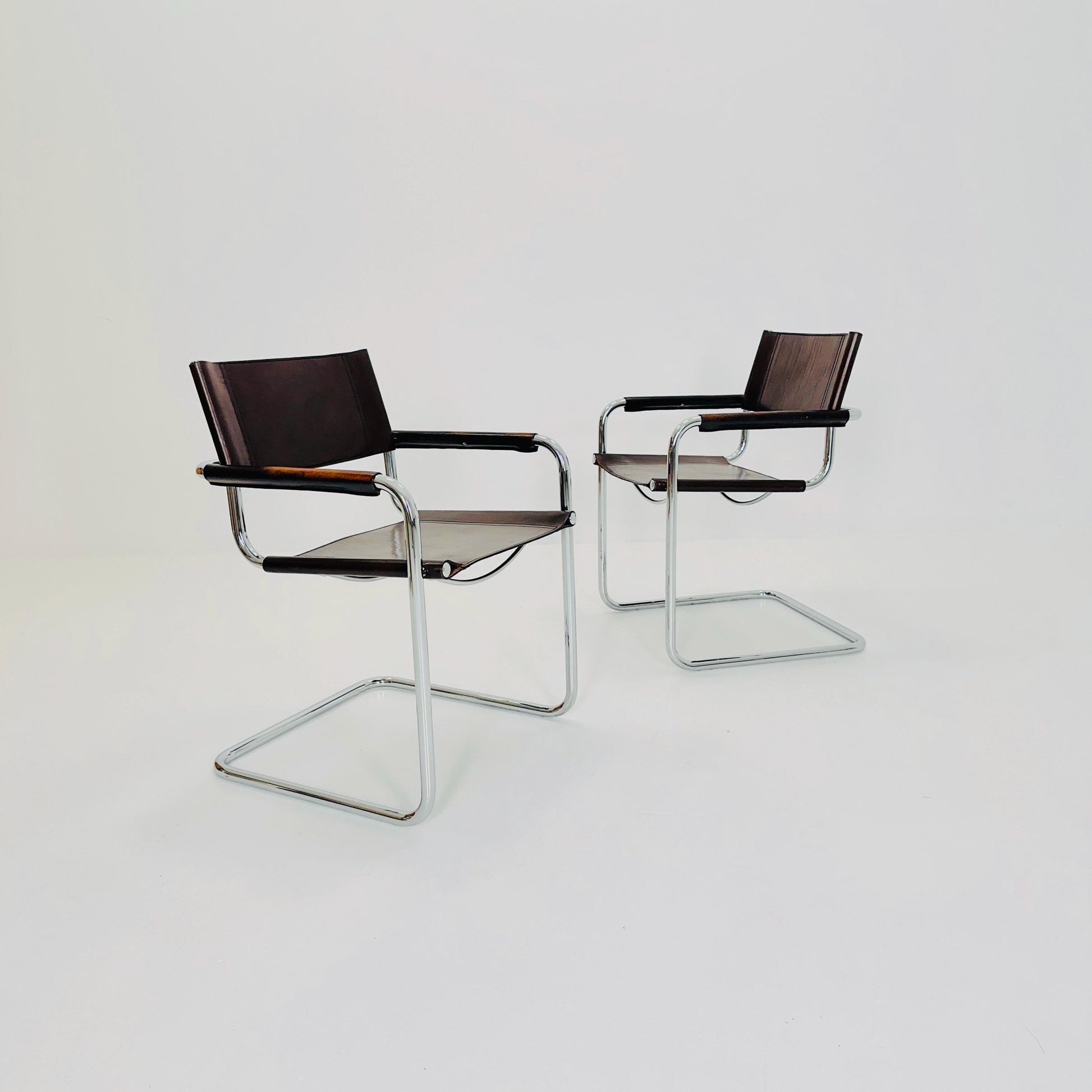 set of 2 Mid century Bauhaus B34 brown leather cantilevered chairs by Mart Stam for Jox Interni italy 1980s