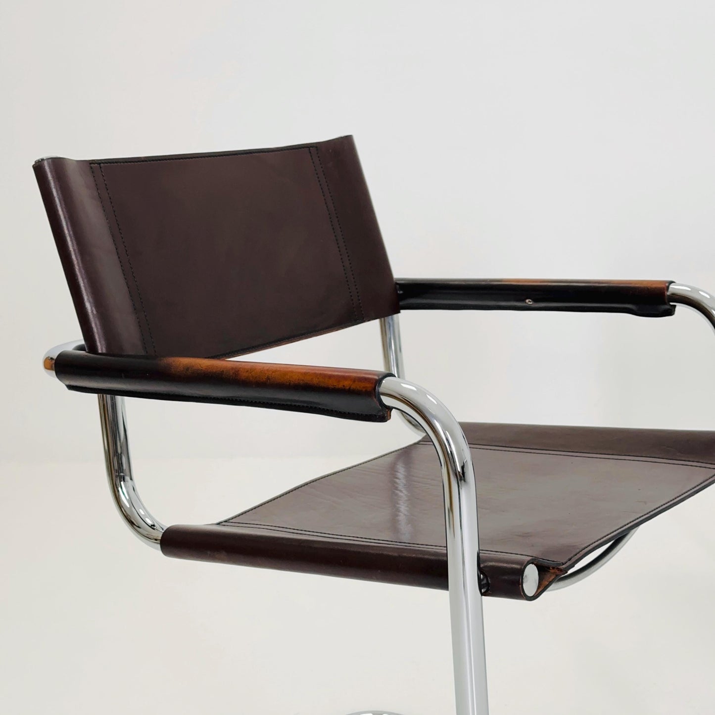 set of 2 Mid century Bauhaus B34 brown leather cantilevered chairs by Mart Stam for Jox Interni italy 1980s