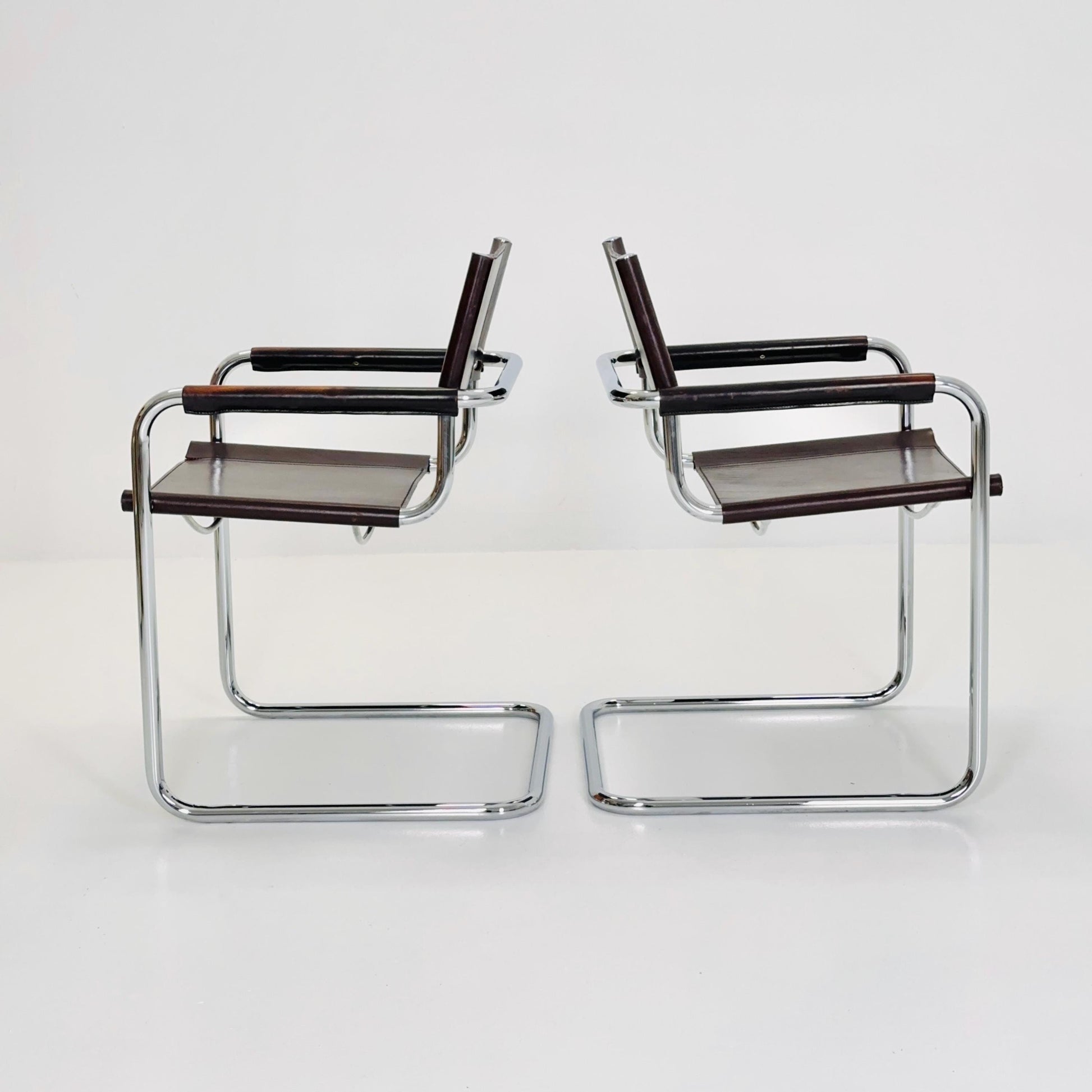 set of 2 Mid century Bauhaus B34 brown leather cantilevered chairs by Mart Stam for Jox Interni italy 1980s