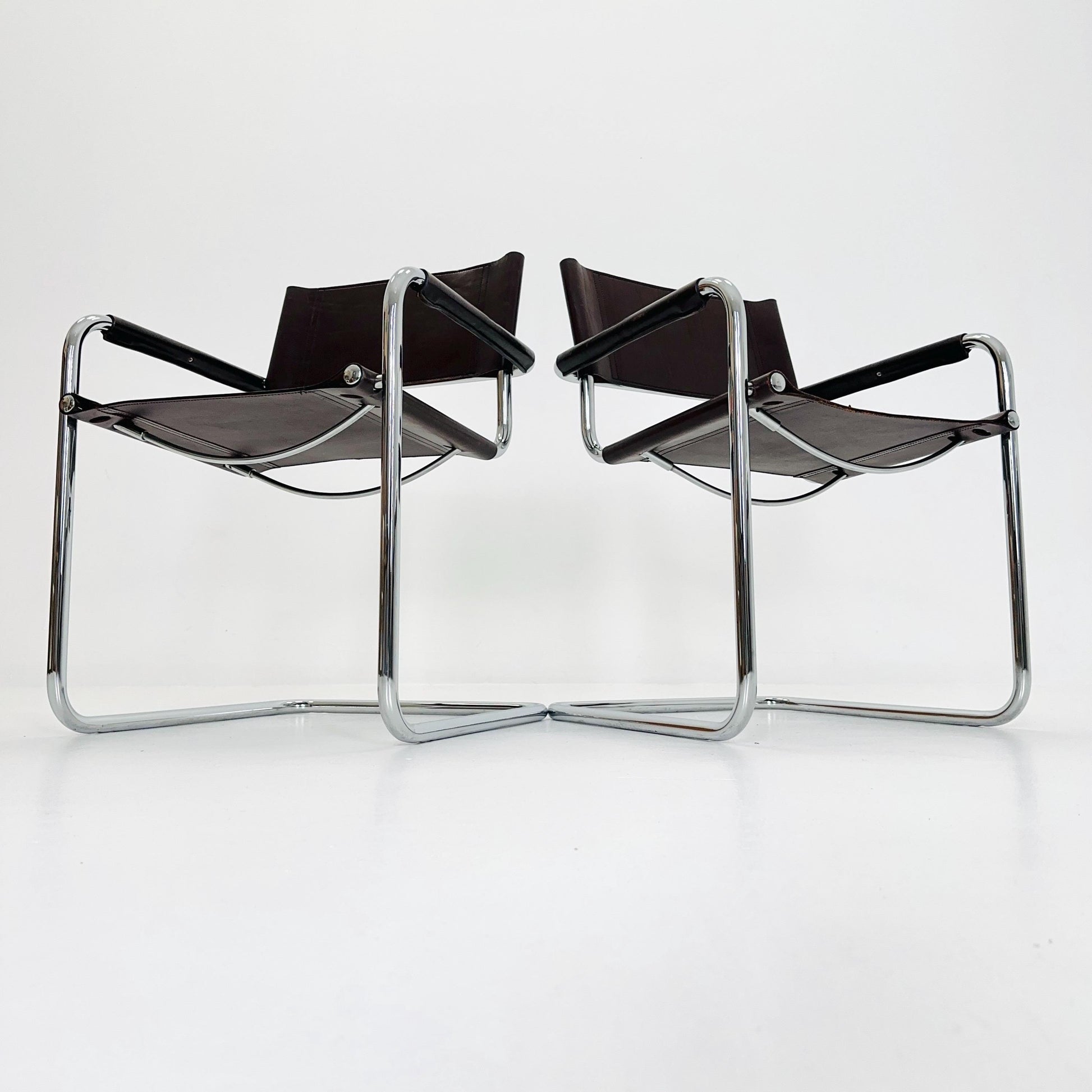 set of 2 Mid century Bauhaus B34 brown leather cantilevered chairs by Mart Stam for Jox Interni italy 1980s