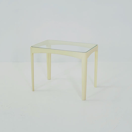Mid century Space Age white side Table by Peter Ghyczy for Horn Germany , 1970s