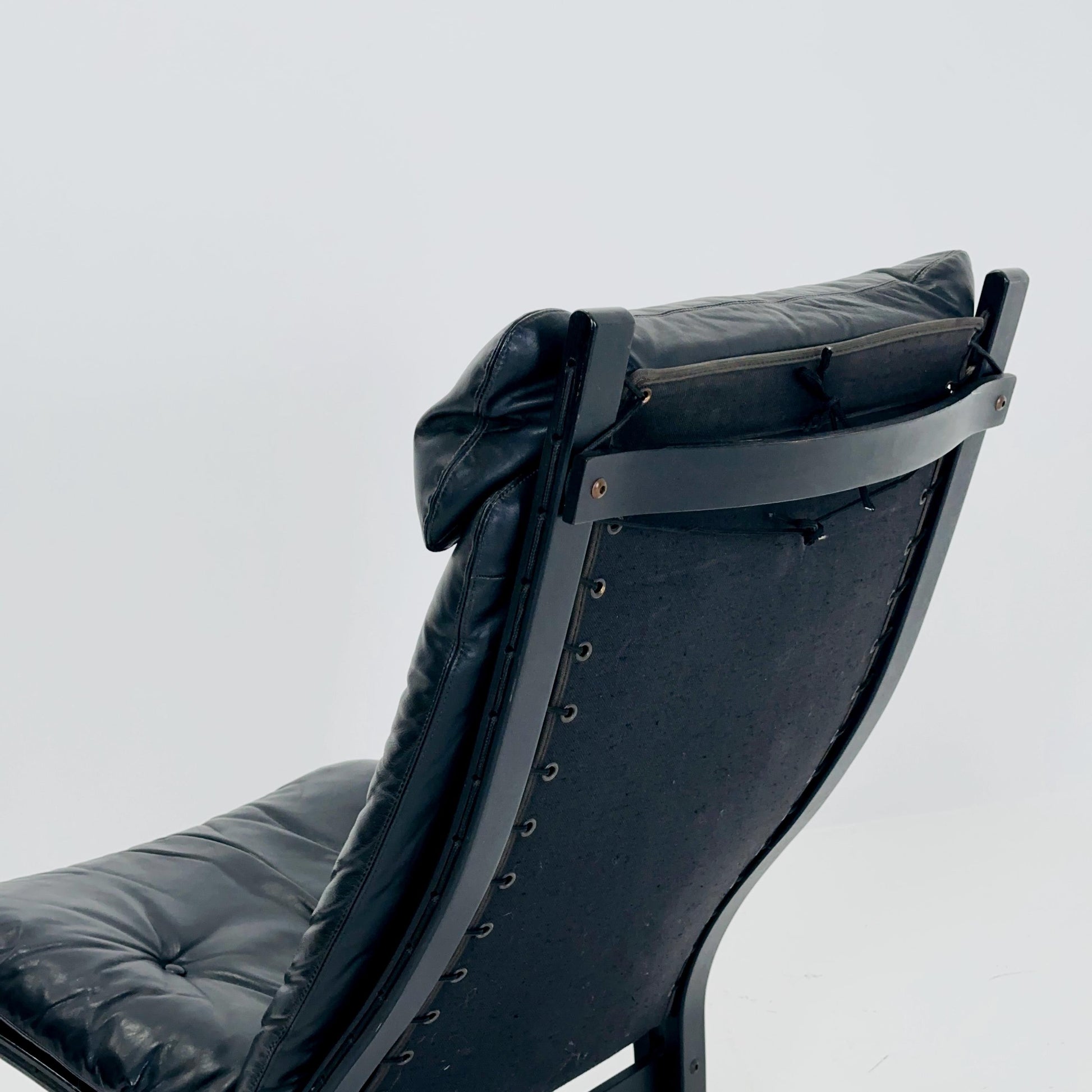 Mid Century “Siesta” Armchair by Ingmar Relling, Westnofa Furniture, Norway — Full Black Edition, Leather & Wooden Frame, 1960s