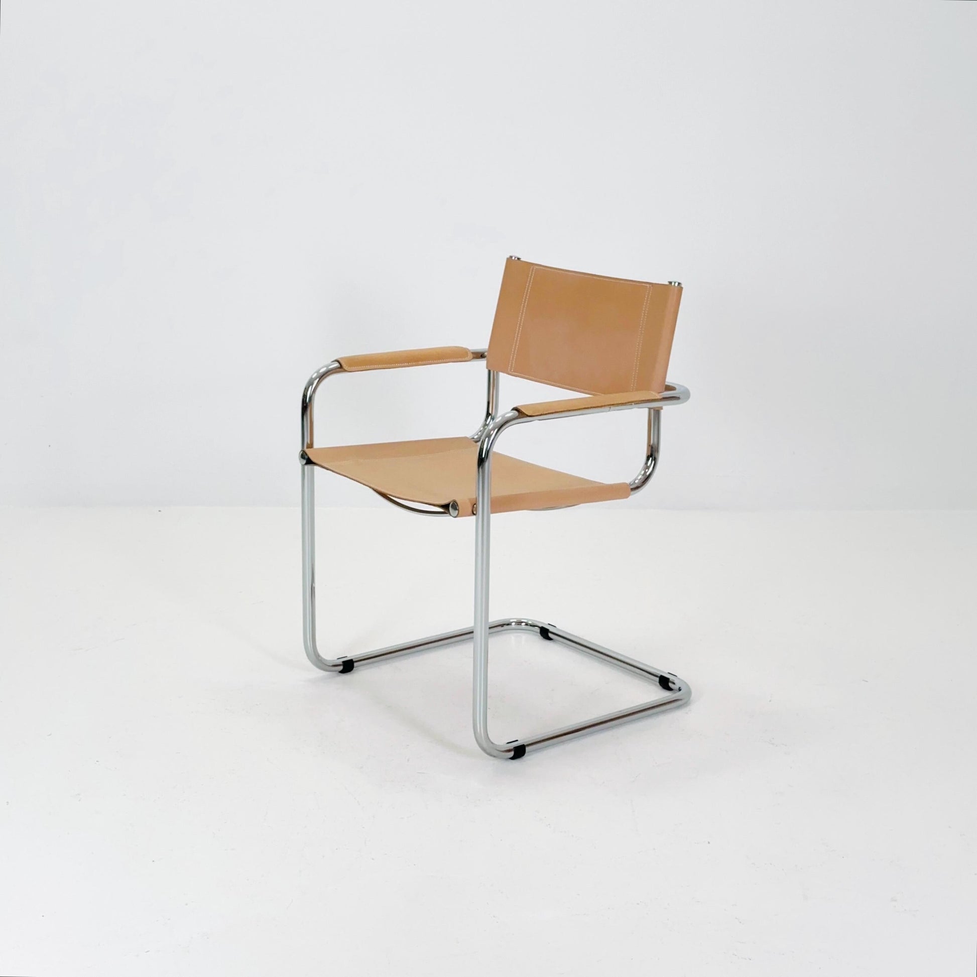 Mid-Century Bauhaus Tan leatheer Armchair by Centro Studio Italy, 1980s