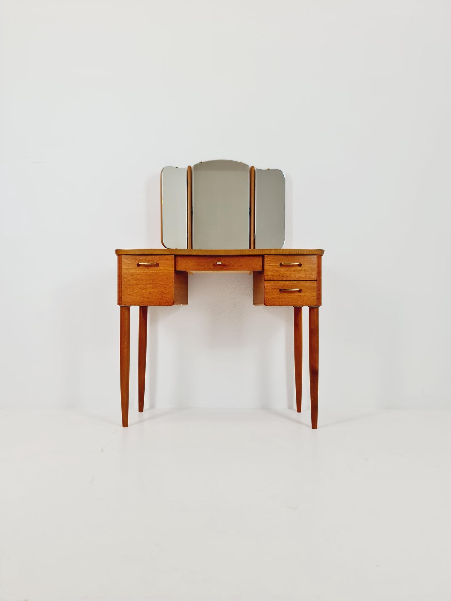 Mid Century Modern teak vanity table/ make up table with stool by Fröseke for AB nybrofabriken, 1960s