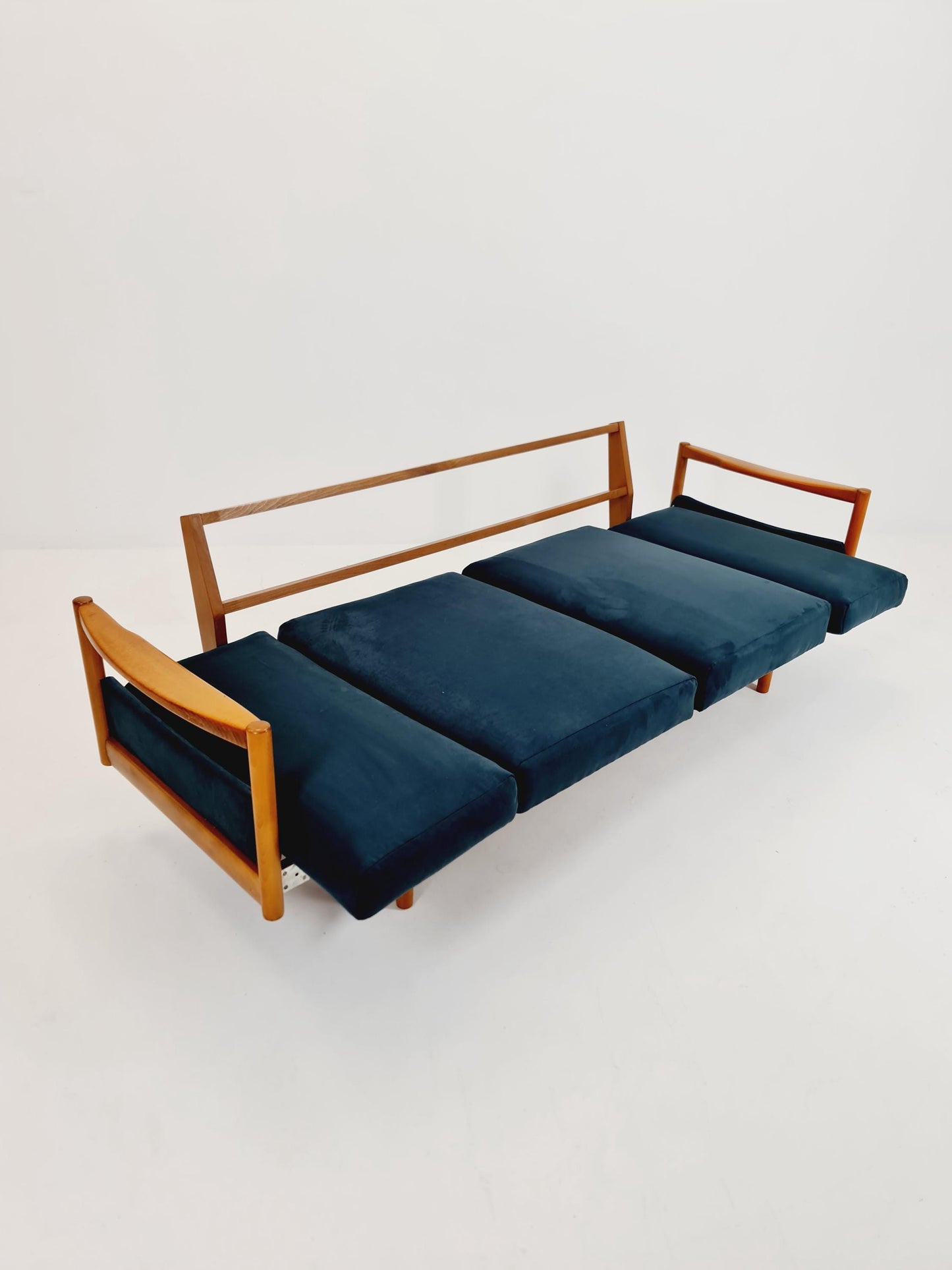 Rare Midcentury Stella Sofa Ash wood Daybed By Walter knoll , Germany, 1950s