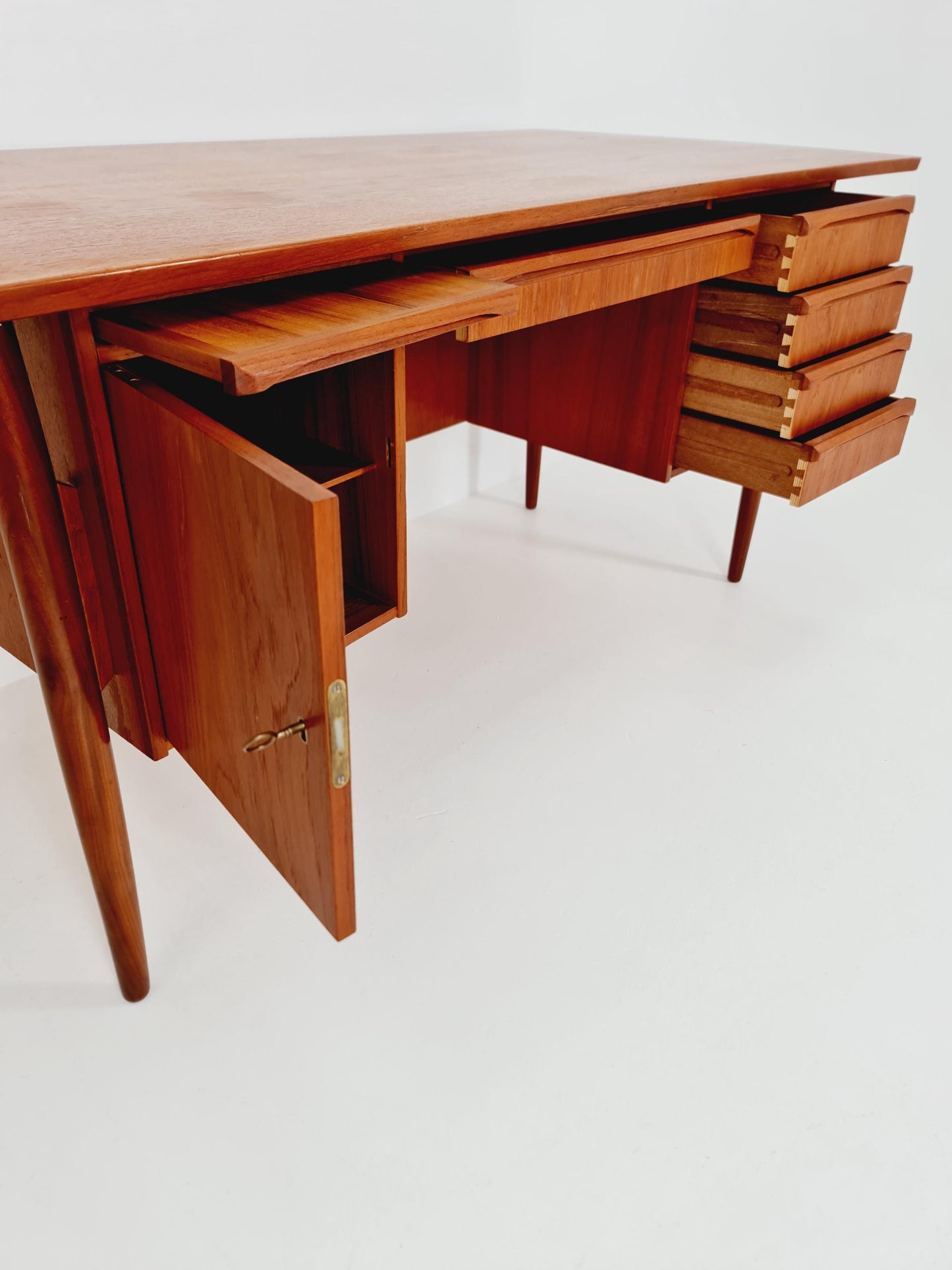 Danish vintage Solid teak for GV Møbler, Denmark, 1960s