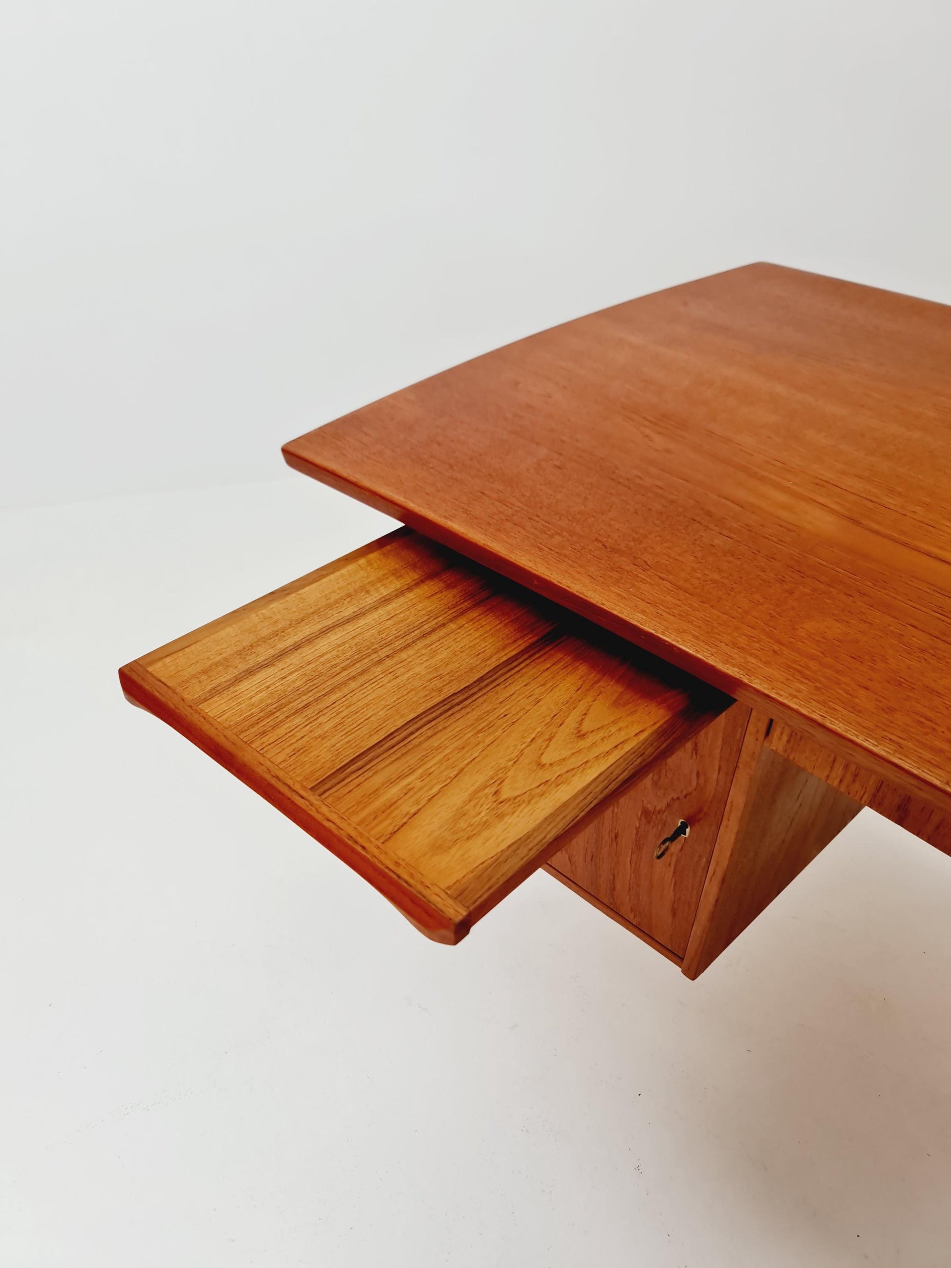 Danish vintage Solid teak for GV Møbler, Denmark, 1960s