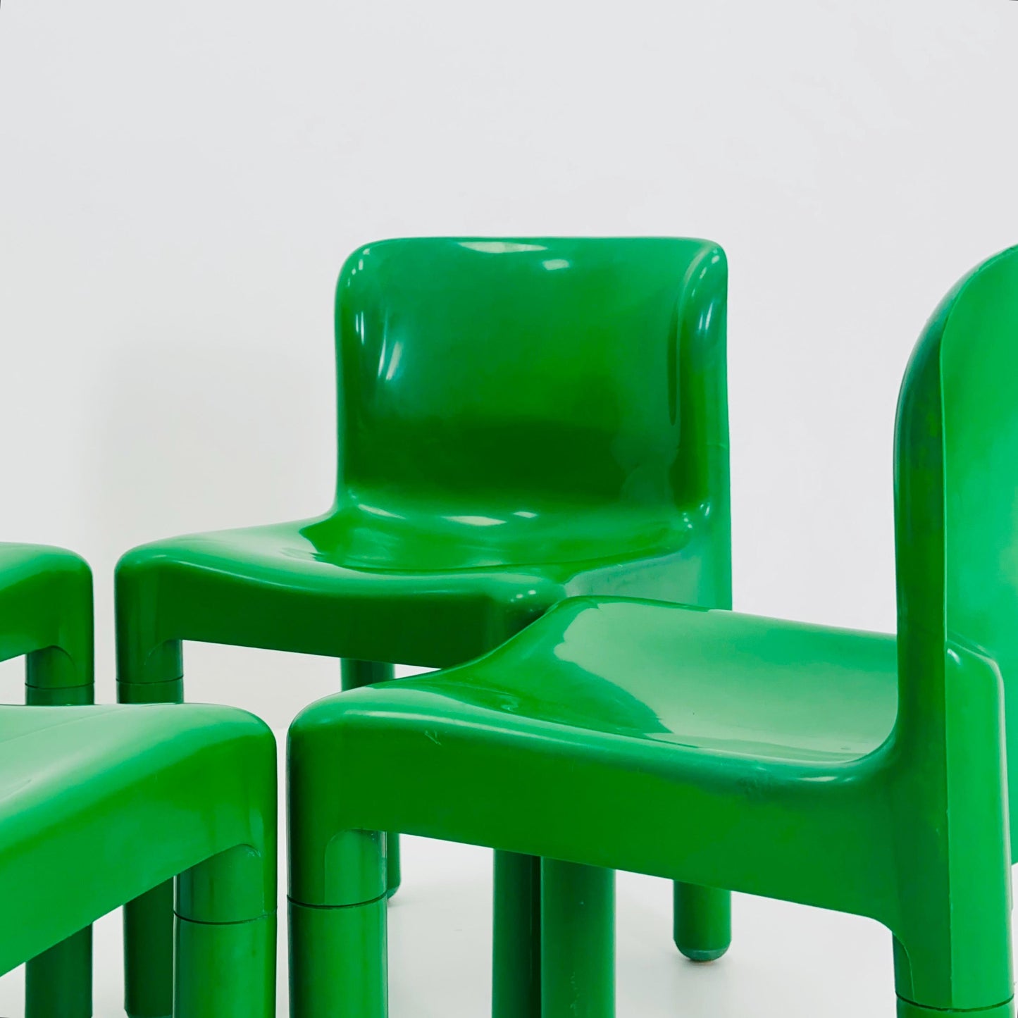 Set of 4 Retro Green 4875 Chairs by Carlo Bartoli for Kartell & Matching Stadio Dining Table by Vico Magistretti for Artemide, Italy, 1970s