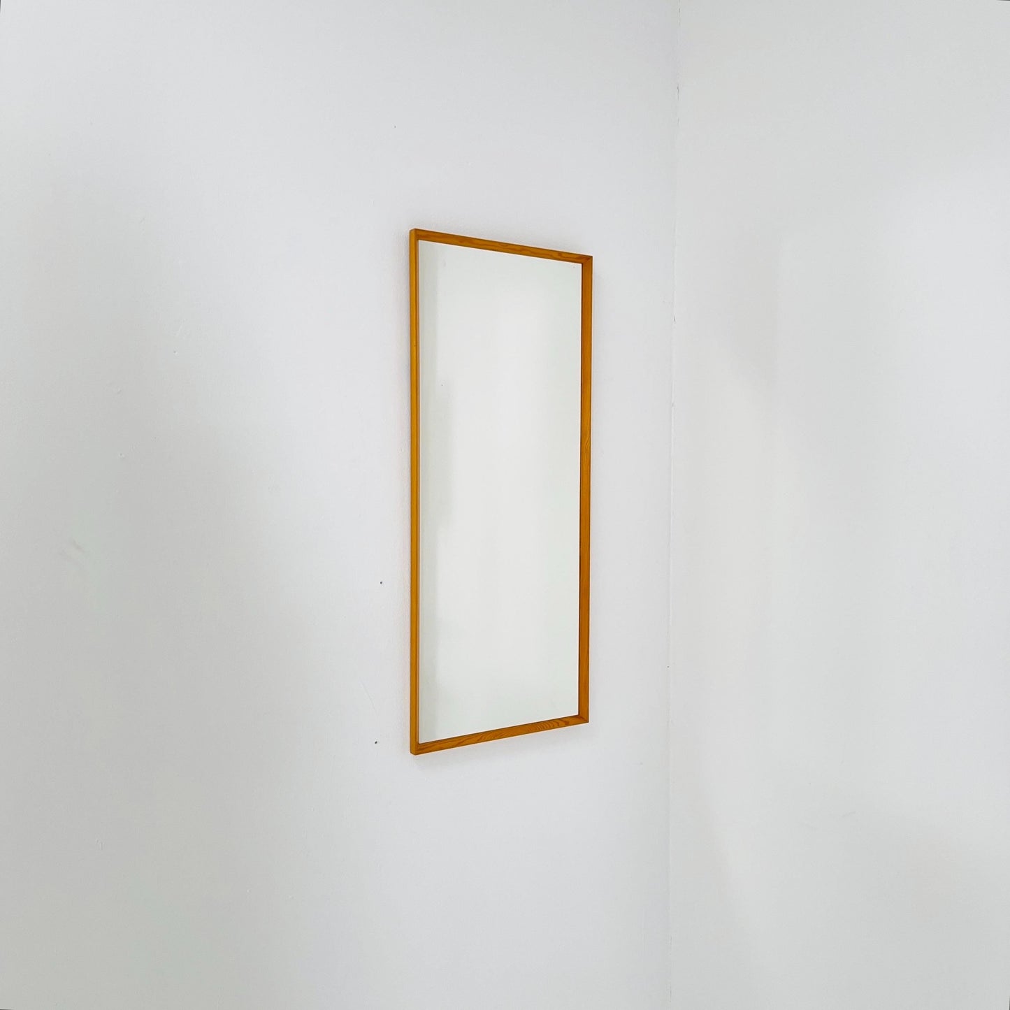 Oak Swedish mid-century Modern wall-mounted mirror By G&T Sweden 1960s