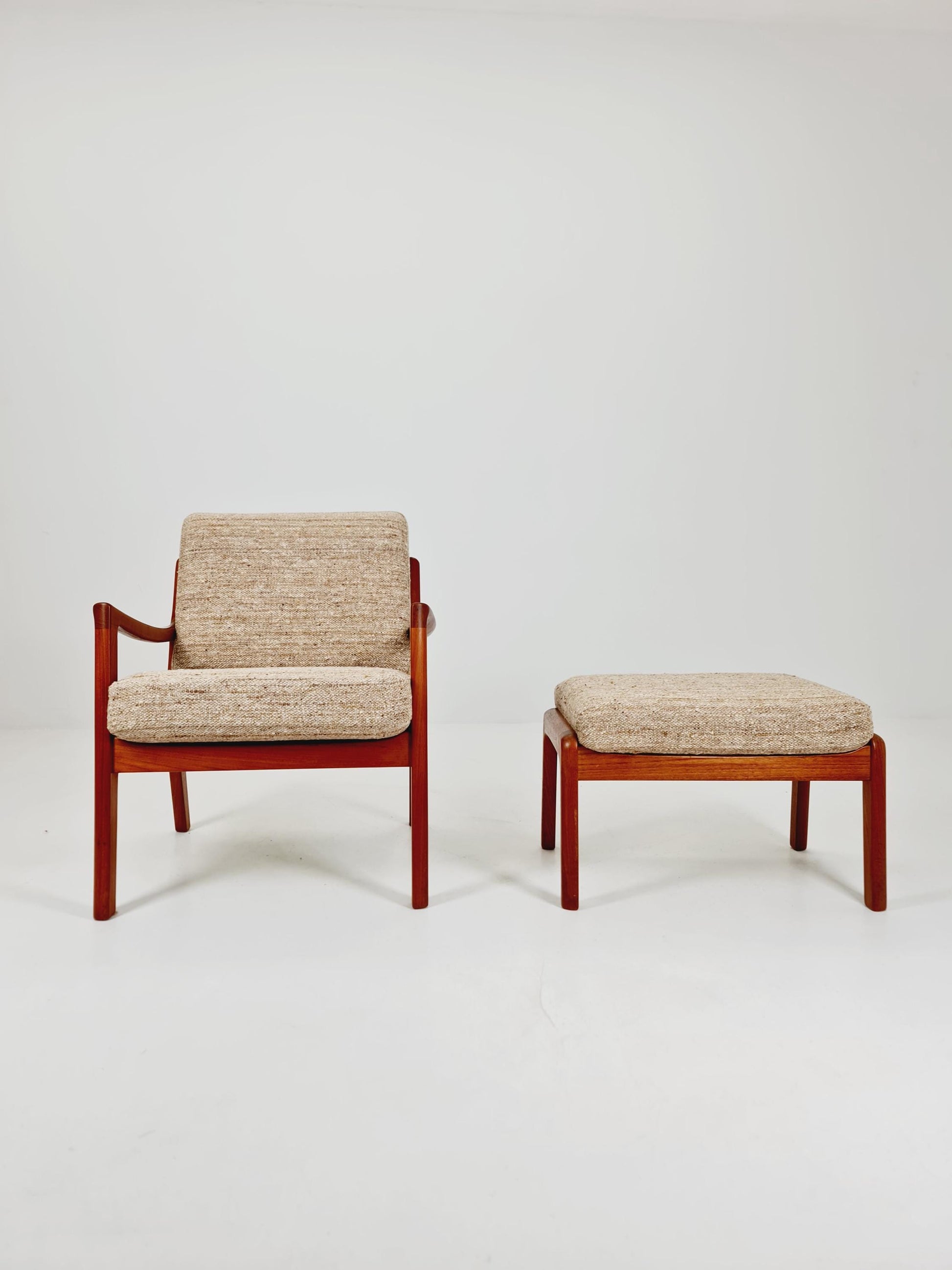 Mid-century Rare Danish teak lounge chair with ottoman by Ole Wanscher for Cado France &Son , 1960s