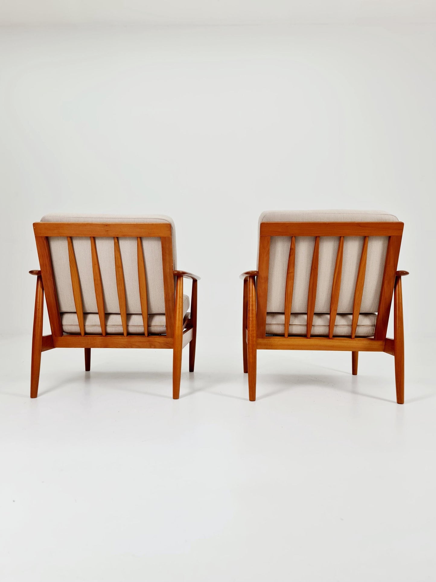 Mid-century pair of German lounge armchair, 1960s