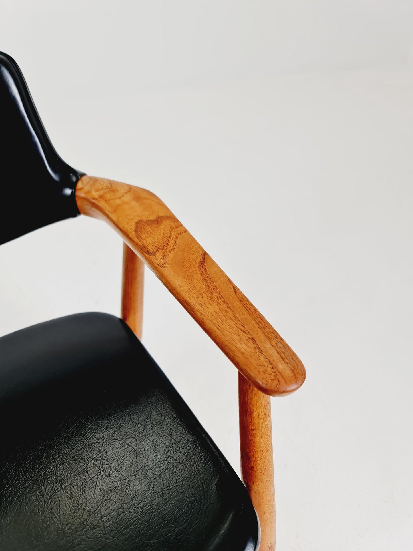 Mid century Danish Teak armchair by ERIK KIRKEGAARD for Glostrup from the 60s