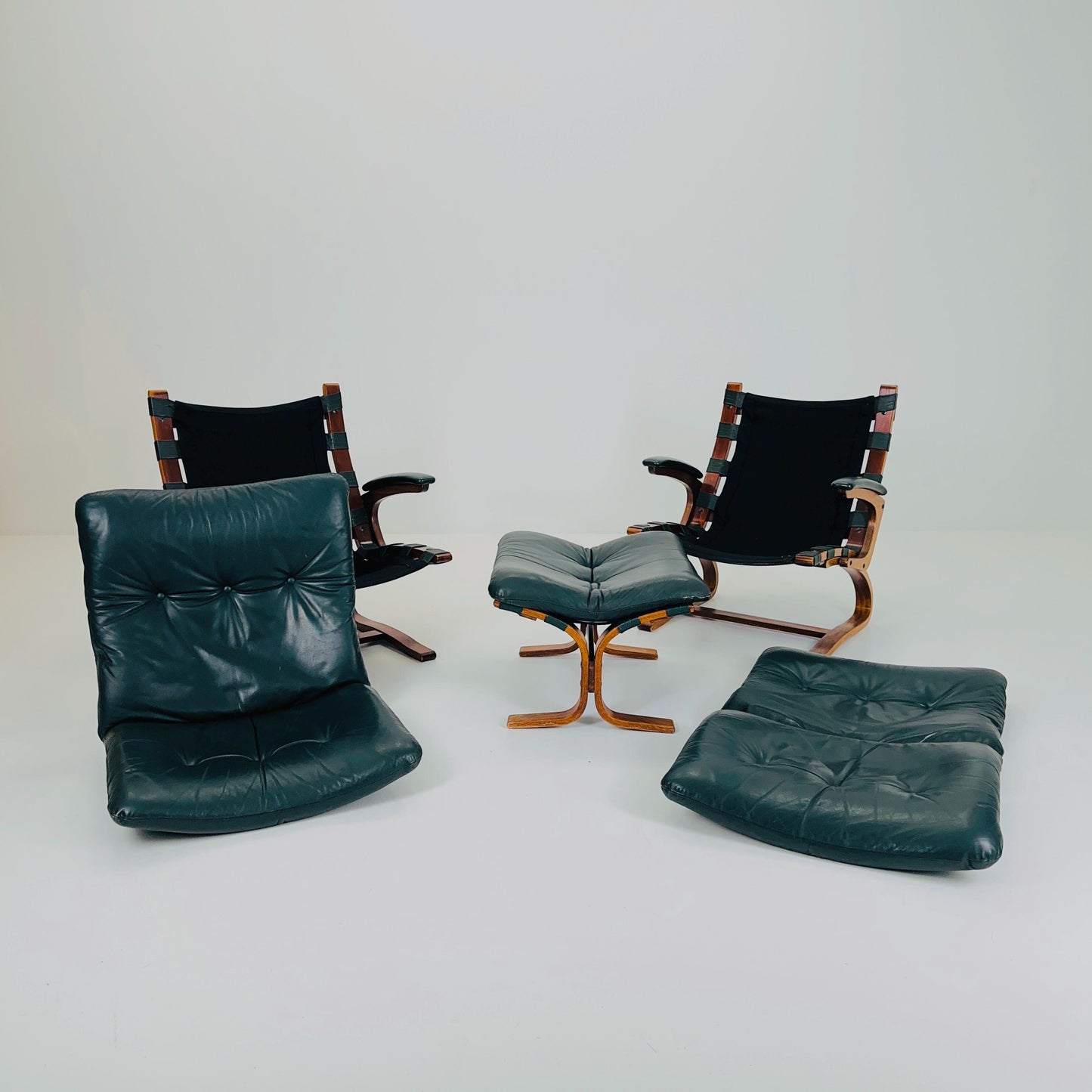 Set of Mid century Kengu Leather Armchairs and ottoman by Elsa & Nordahl Solheim for Rybo Rykken - Norway Scandinavian Design 1960s