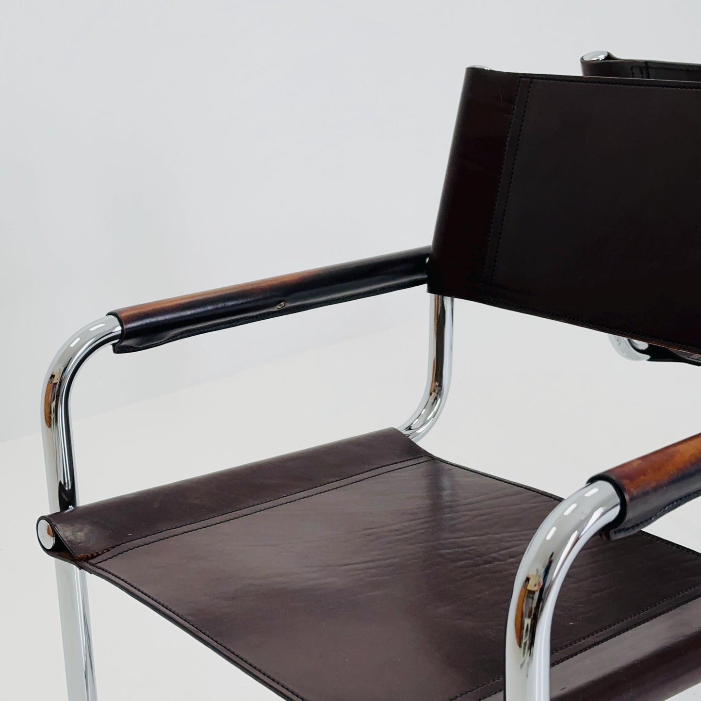 set of 2 Mid century Bauhaus B34 brown leather cantilevered chairs by Mart Stam for Jox Interni italy 1980s