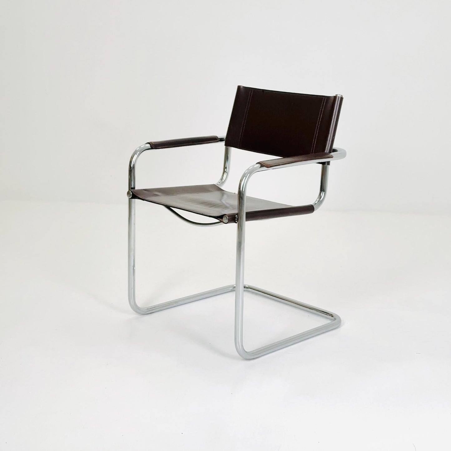 Mid-Century Bauhaus S34 Mart Stam Chocolat Brown armchair Italy, 1980s