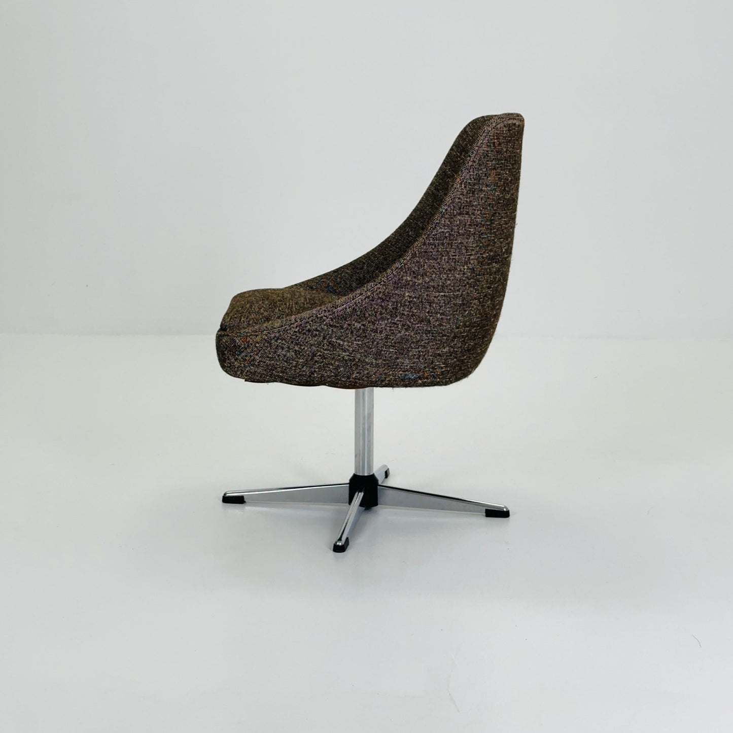 Mid Century Modern Brown Swivel Egg Chair – Vintage 1970s Germany