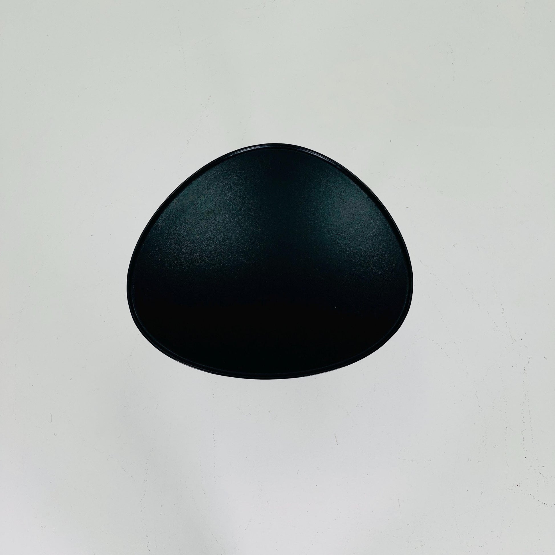 Mcm minimalistic Vinus black side table by Ya Yin Chen for Fafa Casa Taiwan