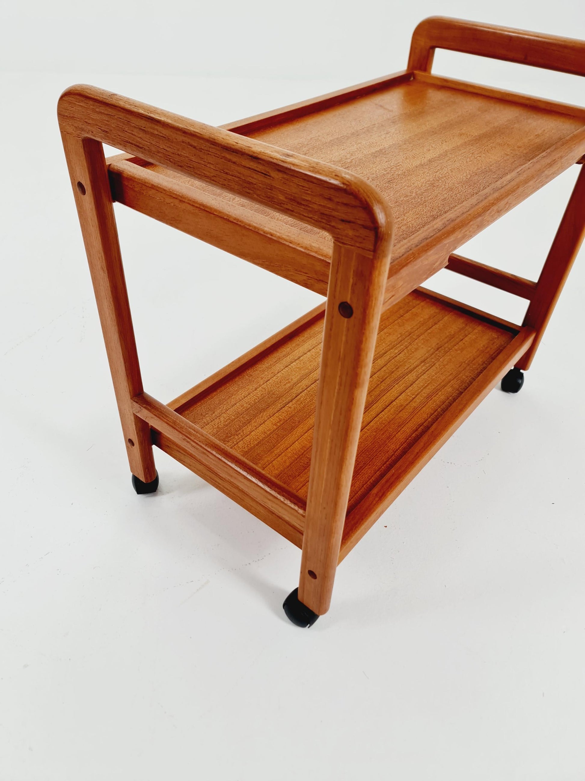 Vintage Danish mid century trolley bar cart in solid teak By Sika Möbler, 1960s